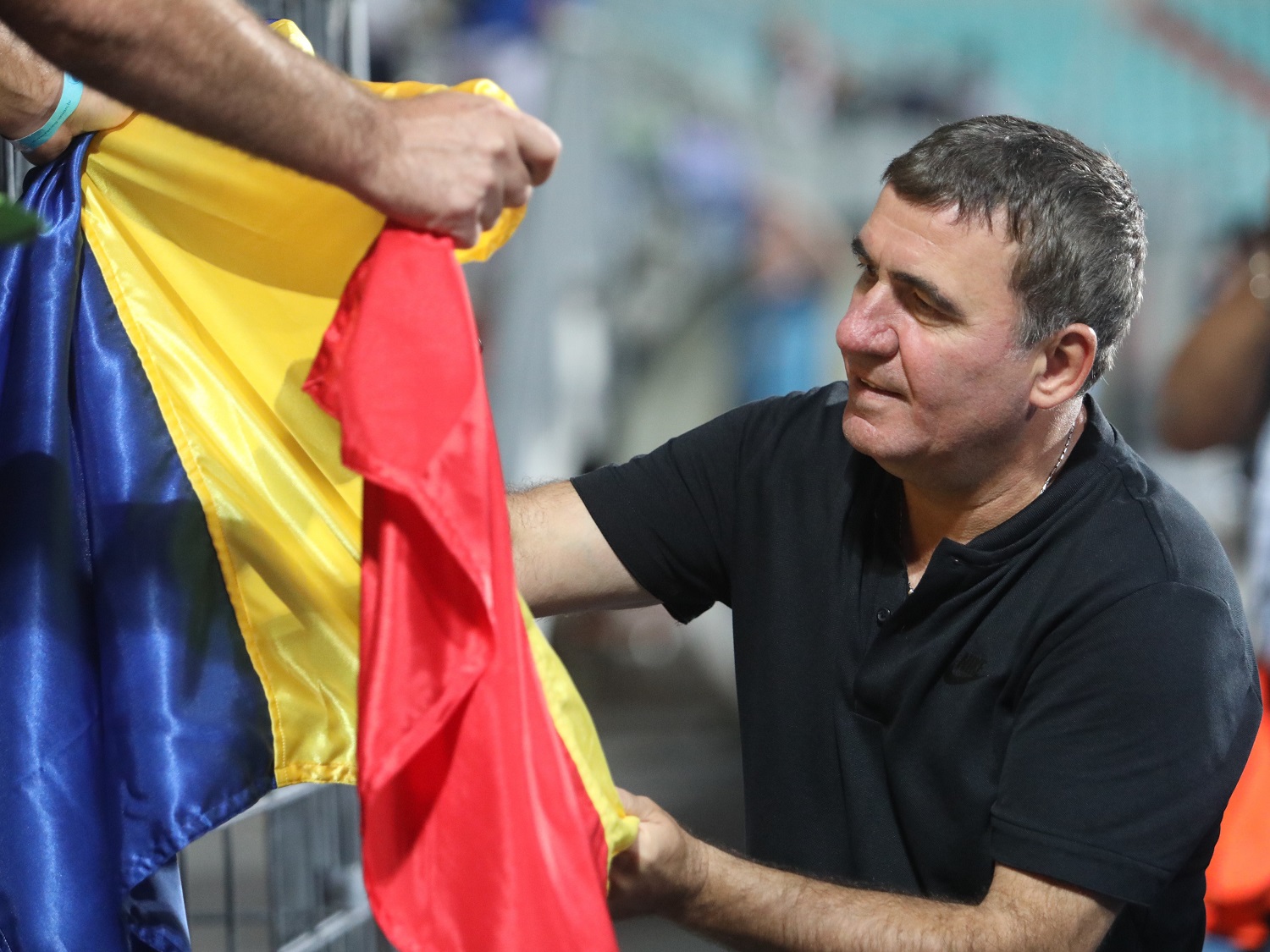 Gheorghe Hagi, star du foot roumain, surnommé le « Maradona des Carpates ». Il a joué au FC Barcelone et à Galatasaray.