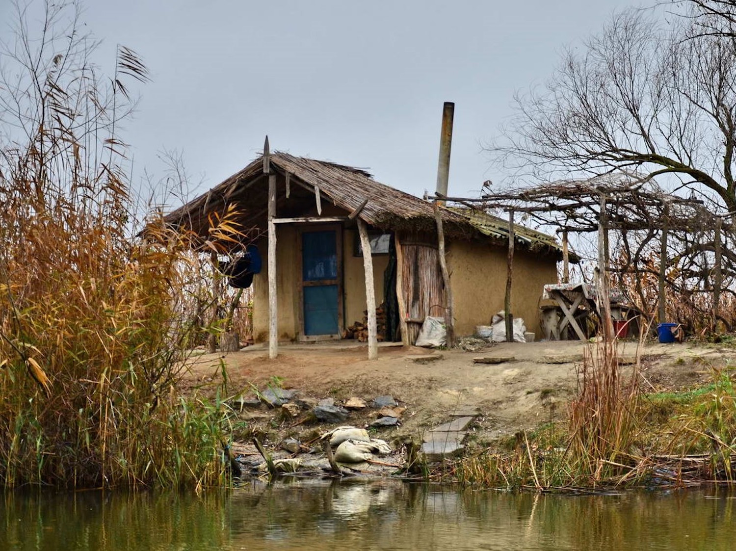 Cabane de pêcheur : c’est un abri temporaire, typique du Delta (photo : Cristian Miteltu)