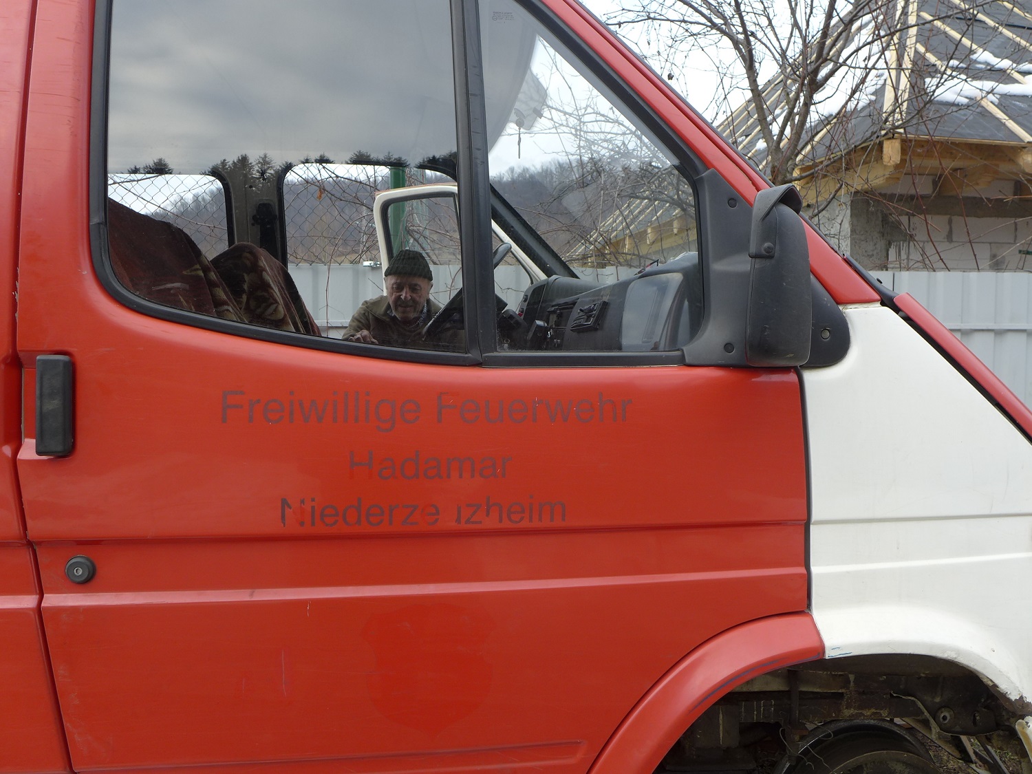 Cette draisine a été transformée à partir d’un ancien camion de pompiers acheté en Allemagne.