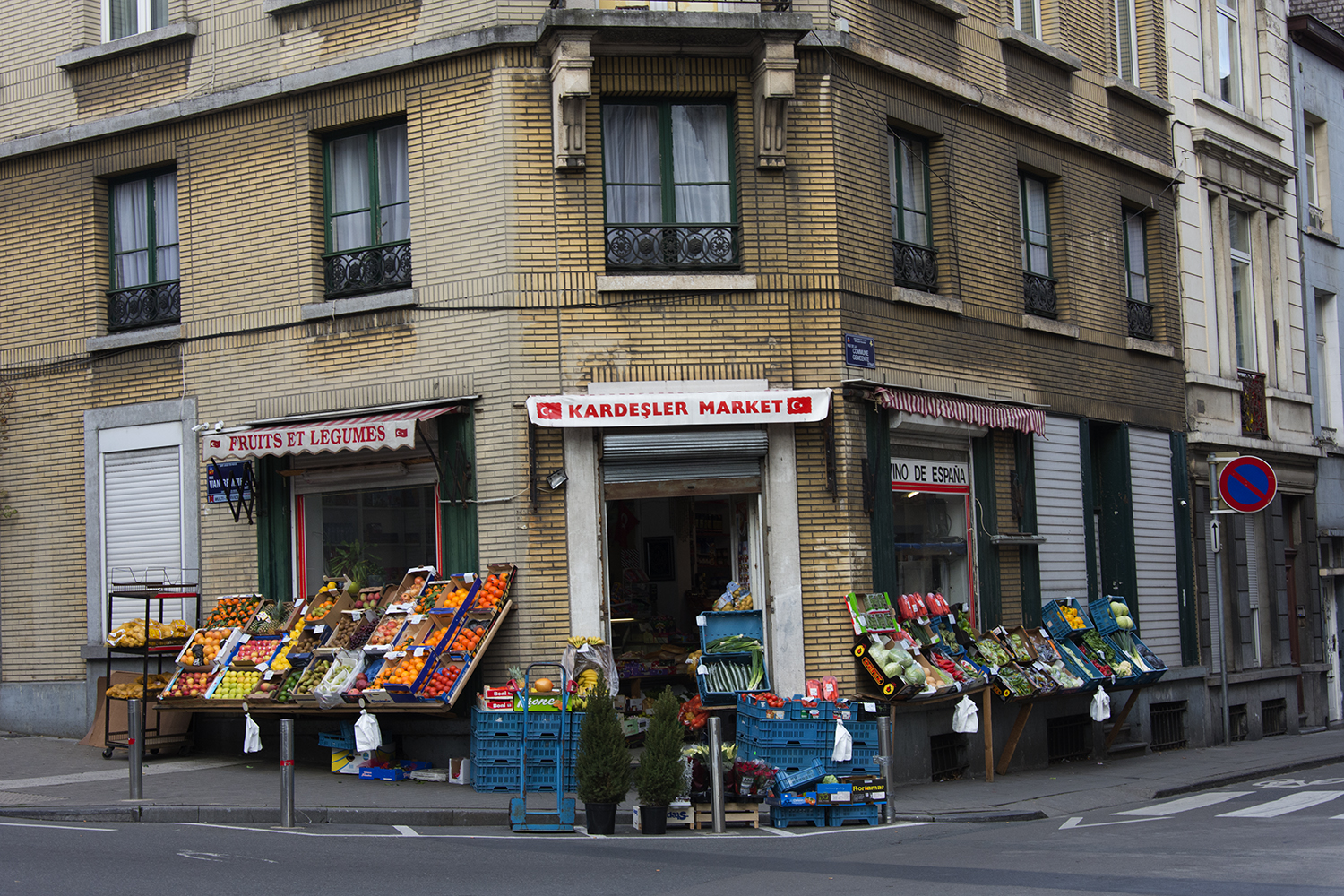 Un magasin dont le nom évoque la Turquie