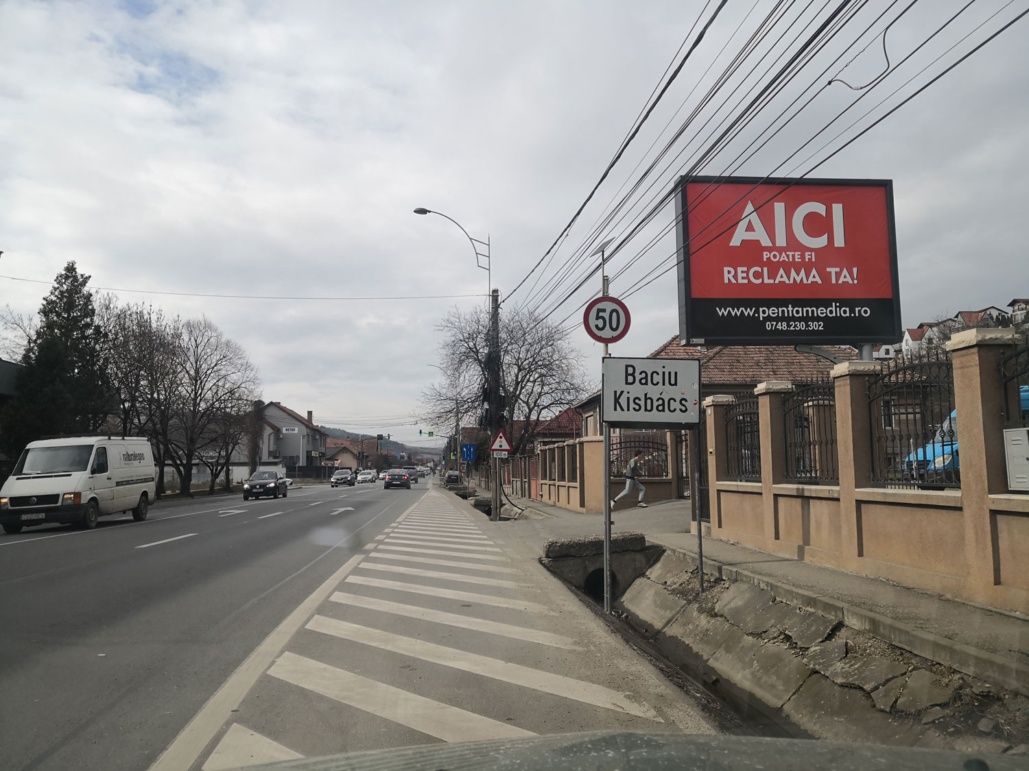 Entrée de la commune de Hoia Baciu, commune jouxtant la deuxième ville roumaine, Cluj Napoca © Globe Reporters