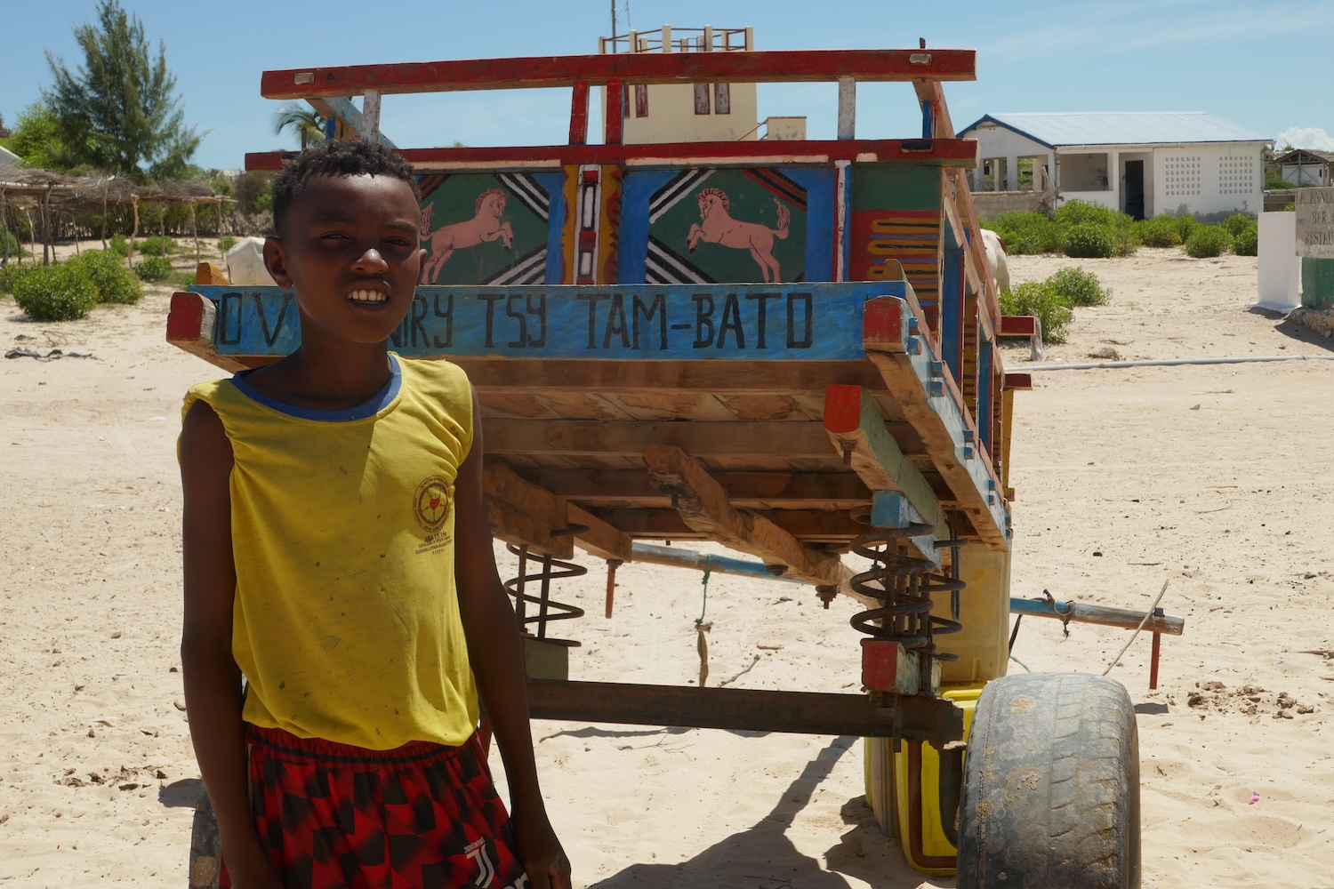 Emmarceli a 15 ans, habite à Efoetse. Il est éleveur de bétail © Globe Reporters