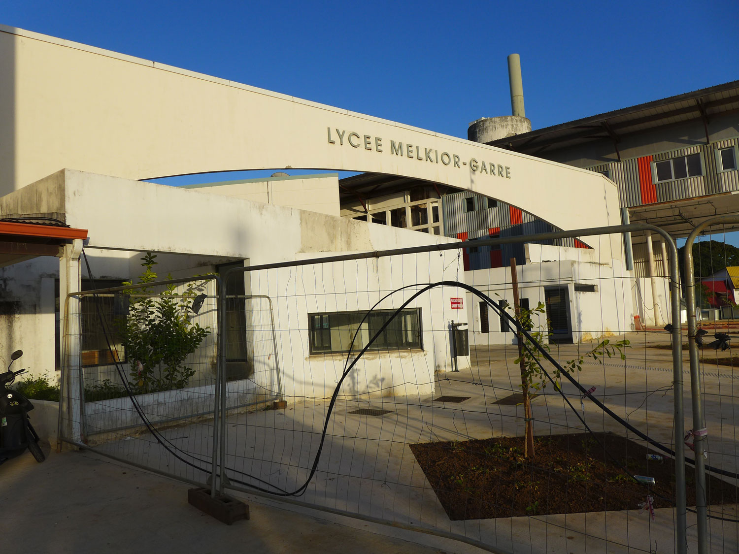 Vue du lycée Melkior - Garré.