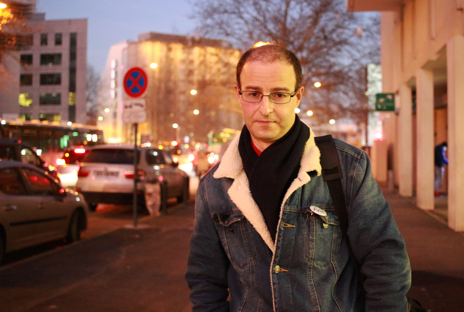 Portrait d’Hamid OUÏDIR, parent délégué représentant de la FCPE à l’école Anatole France et membre du Comité de Vigilance JO 2024 de Saint-Denis © Globe Reporters