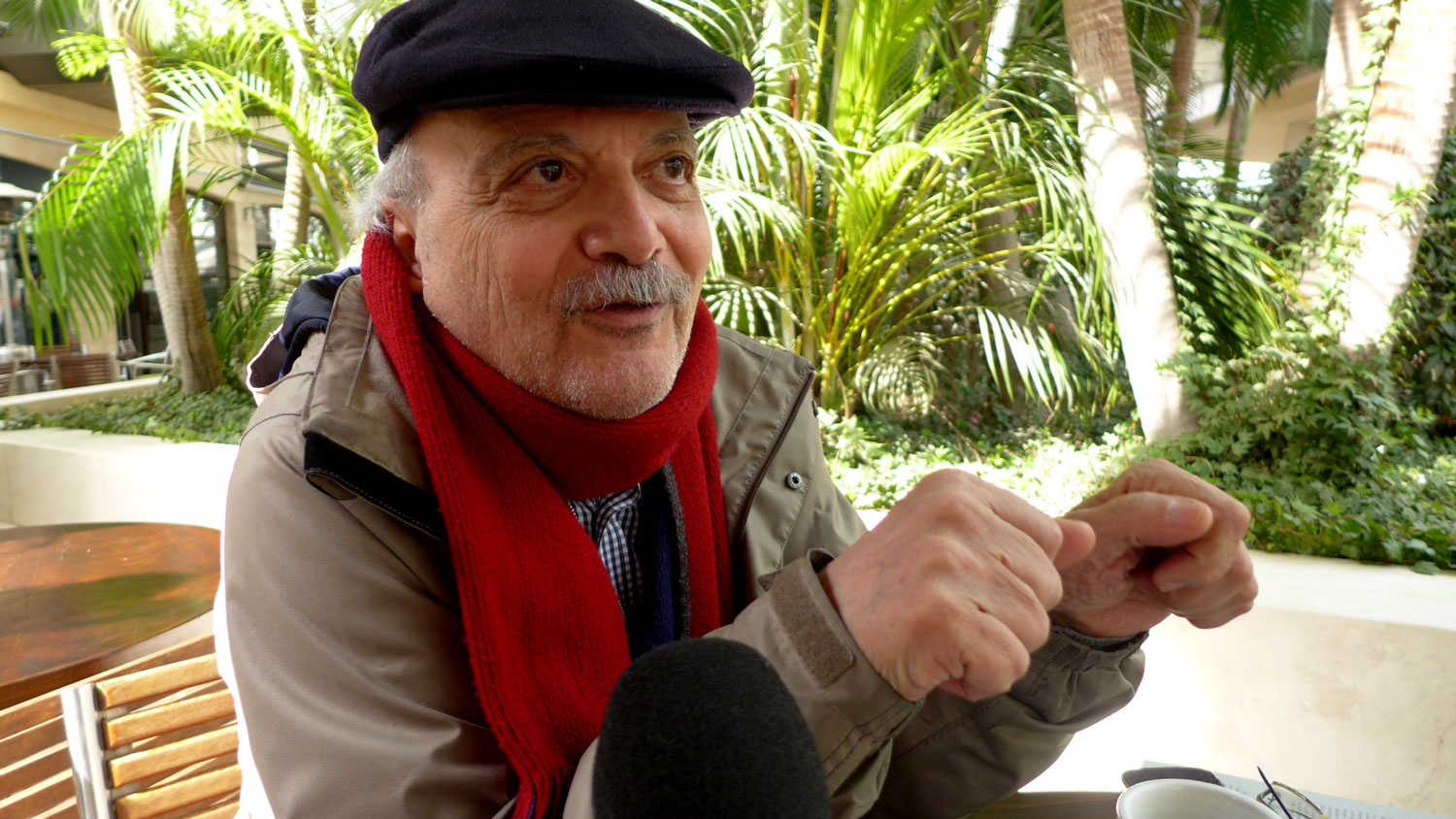 Paul René Safa lors de l’interview au centre commercial ABC de Achrafiyé.