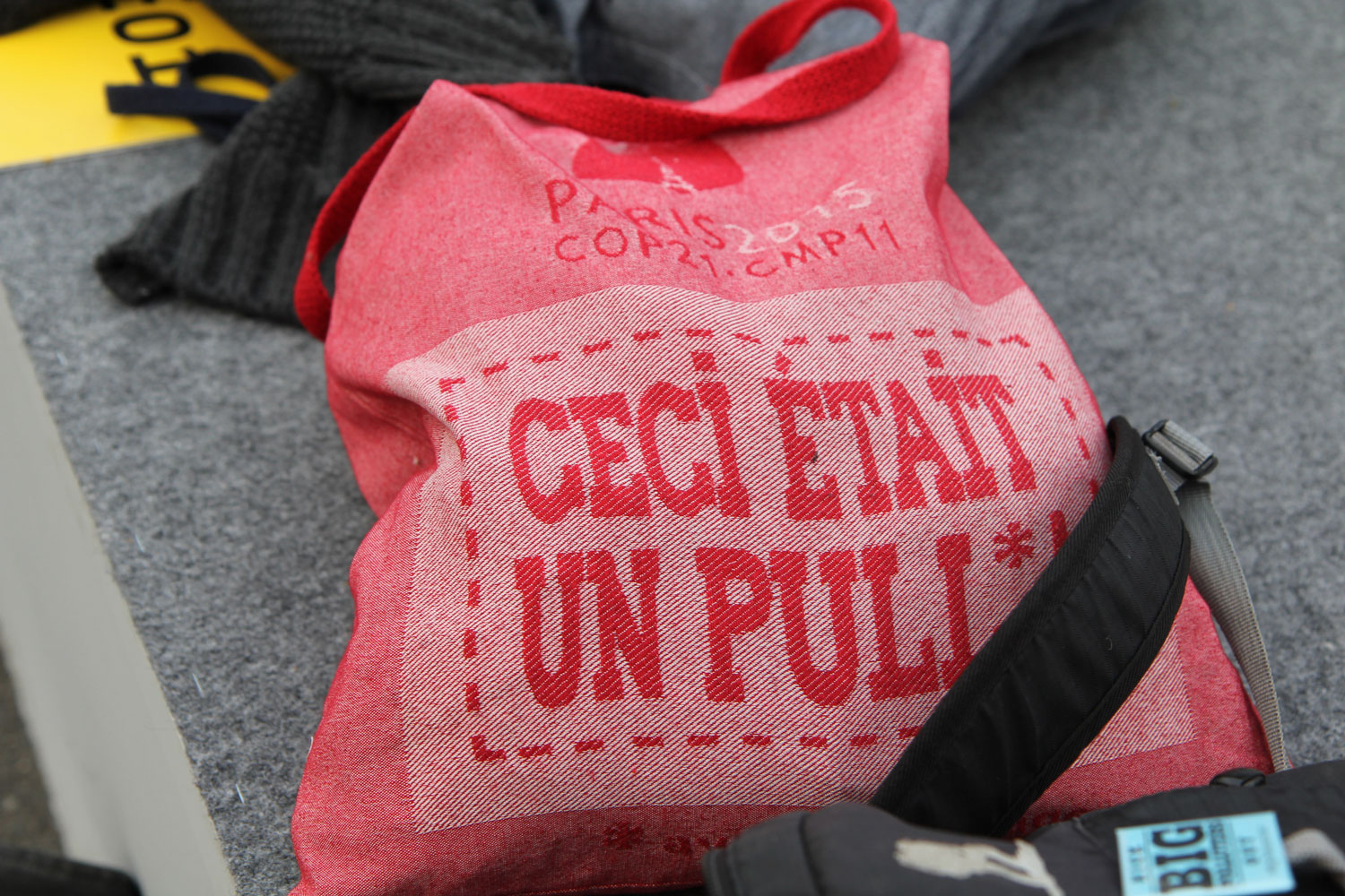 sac tissé à partir de matières recyclées à été offert à chaque participant