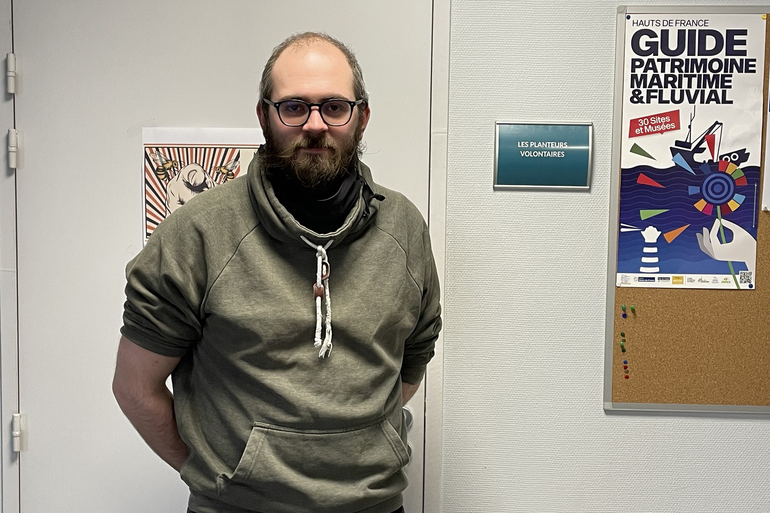 Raphaël MAIRESSE est chargé de mission au sein de l’association Les Planteurs volontaires. © Globe Reporters