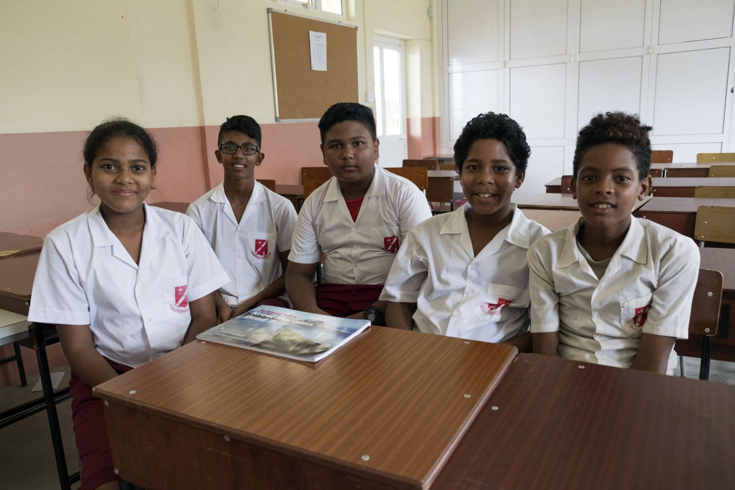 Yaëlle, Kushal, Wayne, Bruce et Nathanaël. 