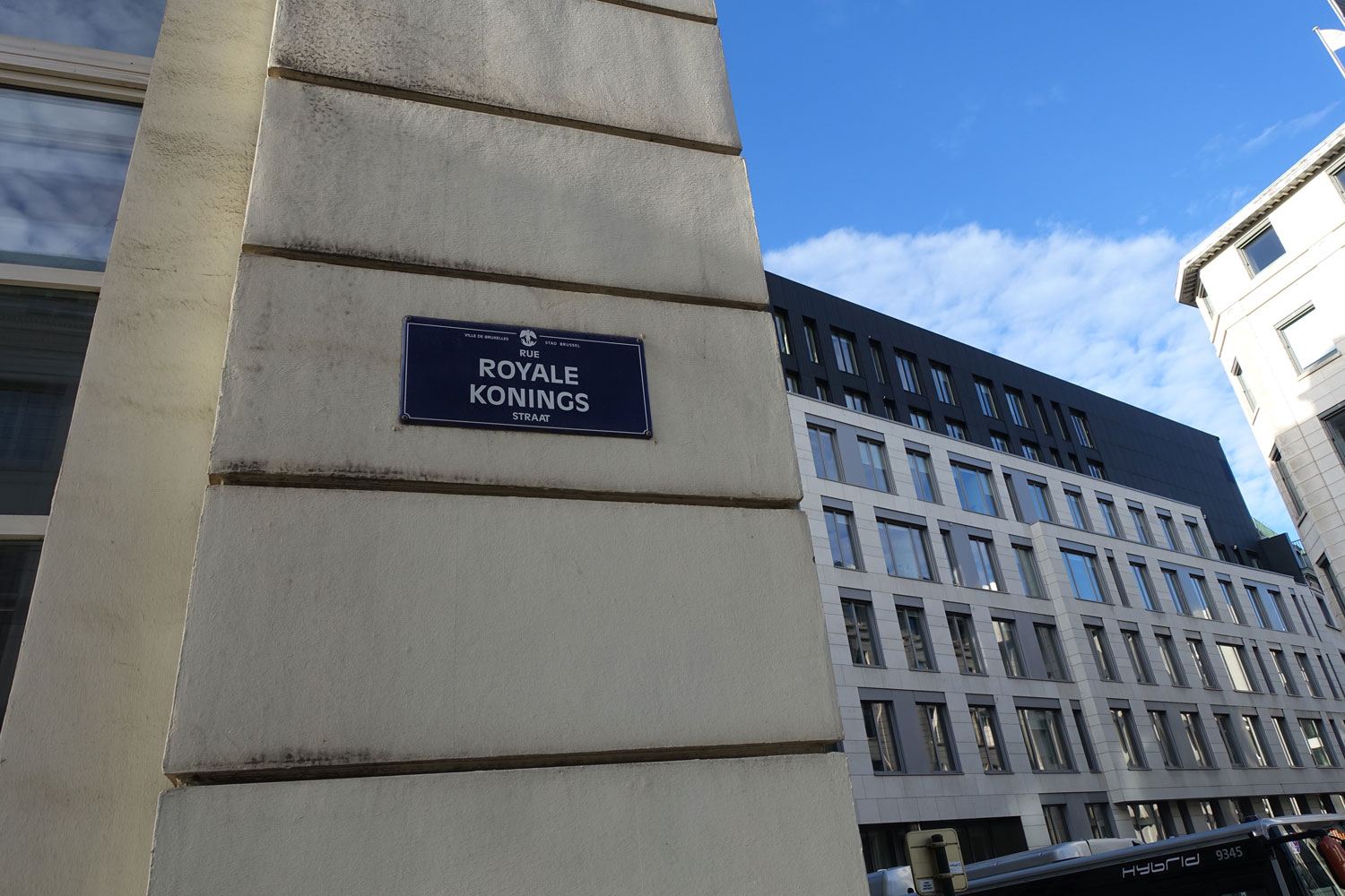 La rue royale relie la Place royale au quartier Botanique © Globe Reporters