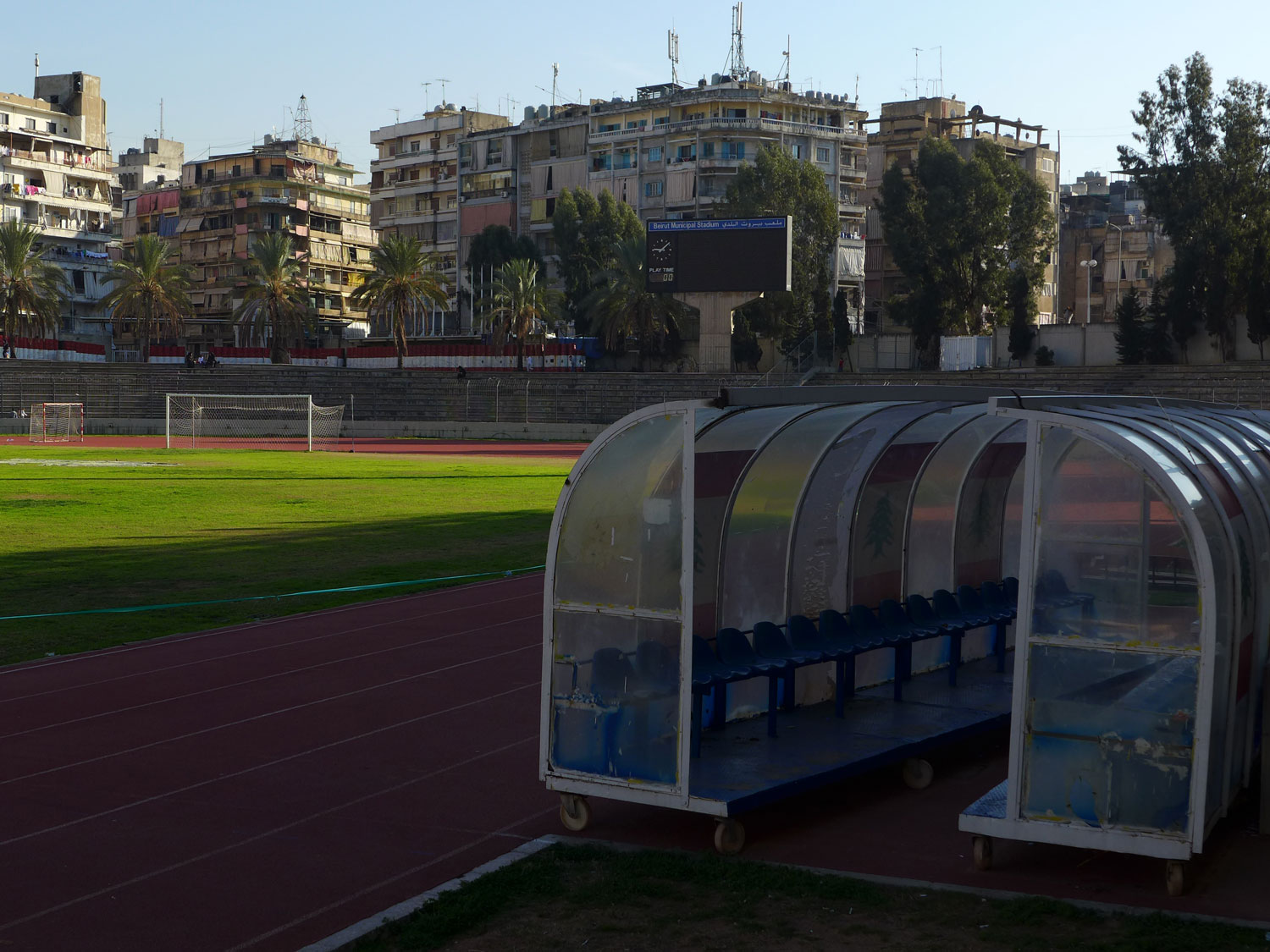 Le stade n’est accessible qu’aux membres des clubs.