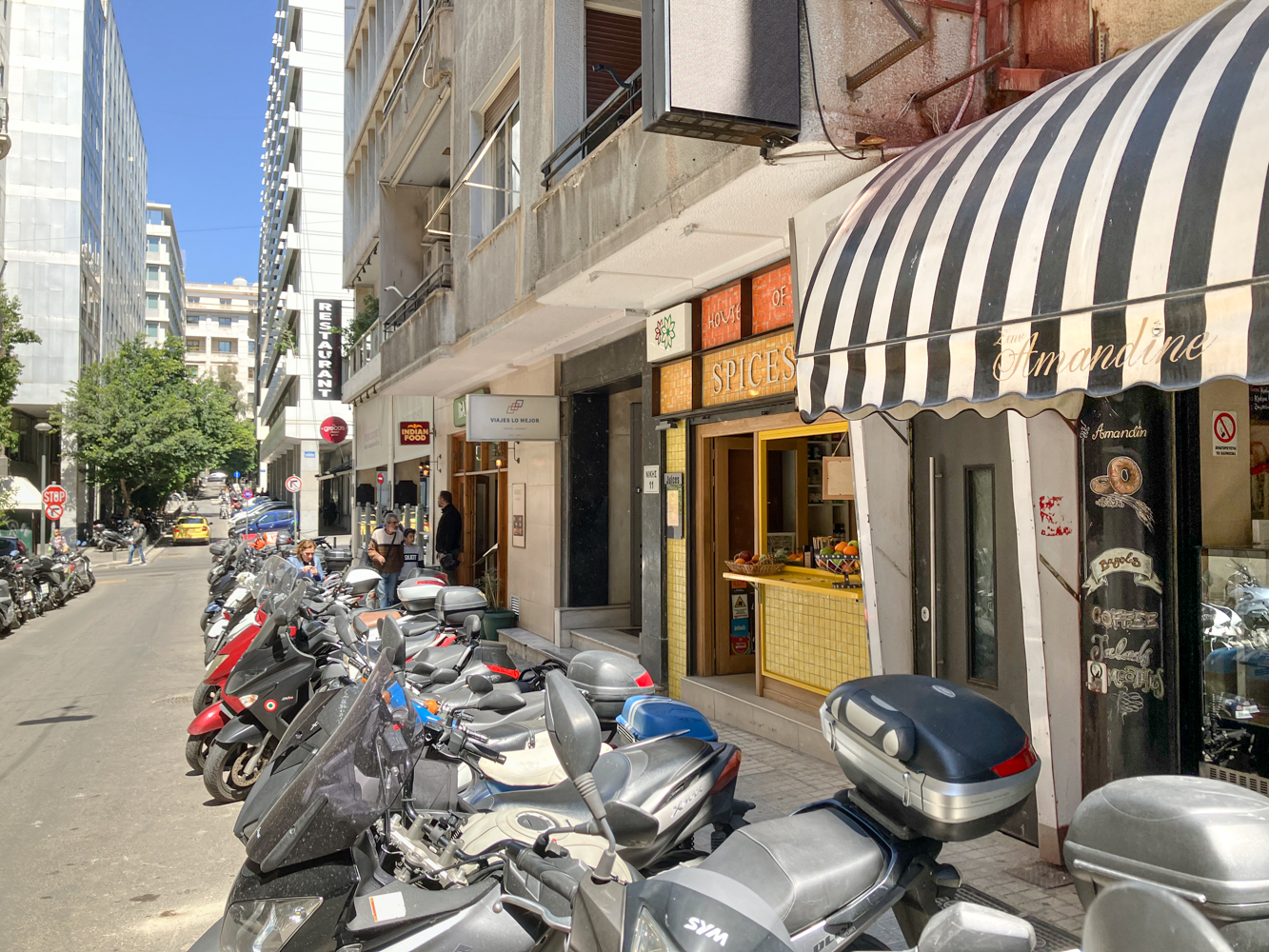 La rue où se situe « Amandine’s bagels », au centre d’Athènes © Globe Reporters