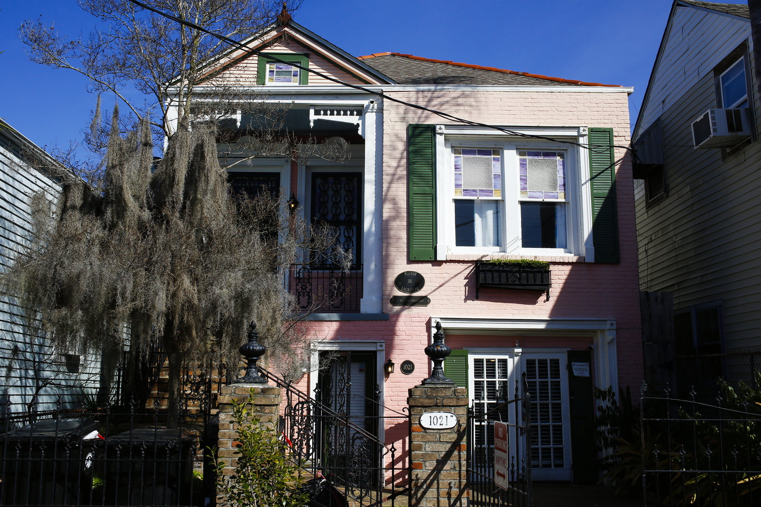 L’auberge de jeunesse Madame Isabelle, dans laquelle notre envoyée spéciale passe quelques jours à son arrivée. Elle est située dans le quartier de Faubourg Marigny © Globe Reporters