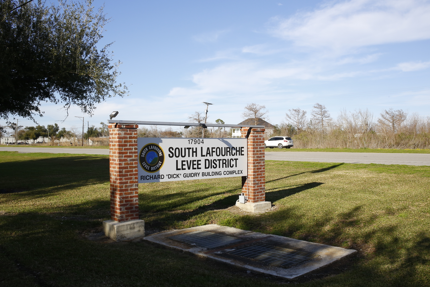 Entrée des bureaux de South Lafourche Levee District © Globe Reporters 