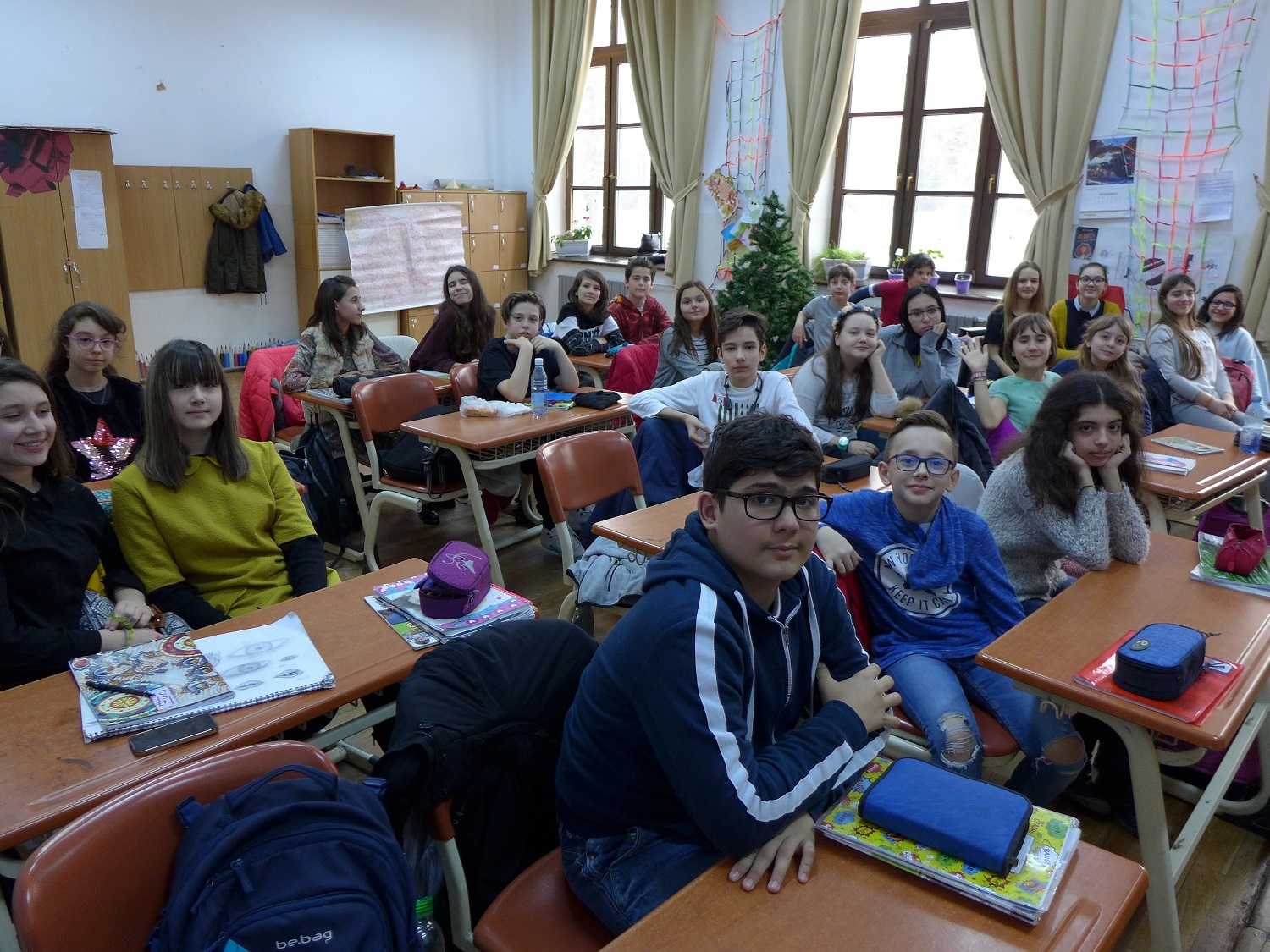 Classe de 6e de l’Ecole centrale, dans laquelle sont Luca, Karina et Ilinca