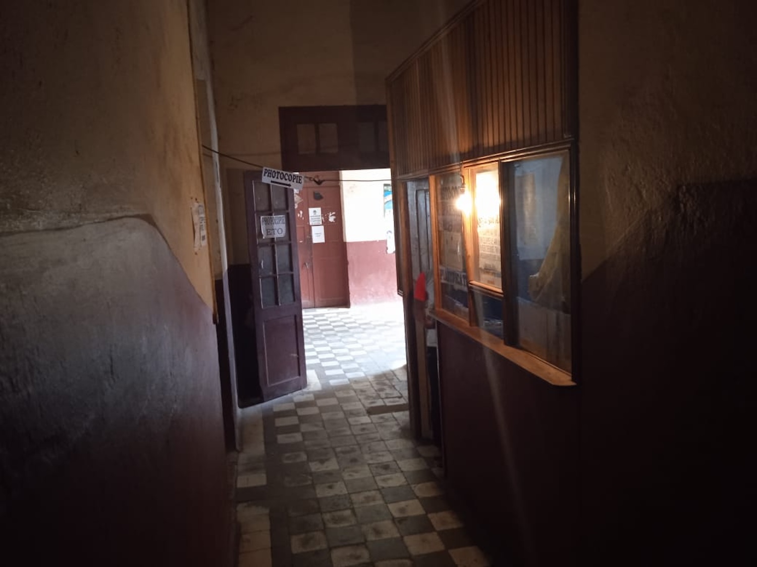 L’école et collège d’Analakely, nom du quartier au centre d’Antananarivo, est un établissement grand et ancien © Globe Reporters