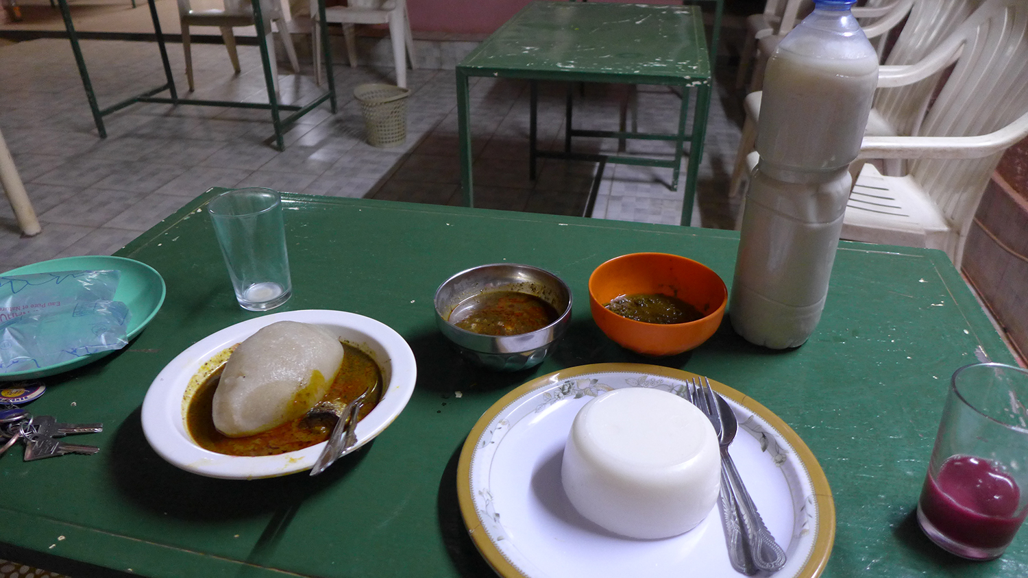 Le menu courant est composé de tôt aux sauces gombo et oseilles et du placali.