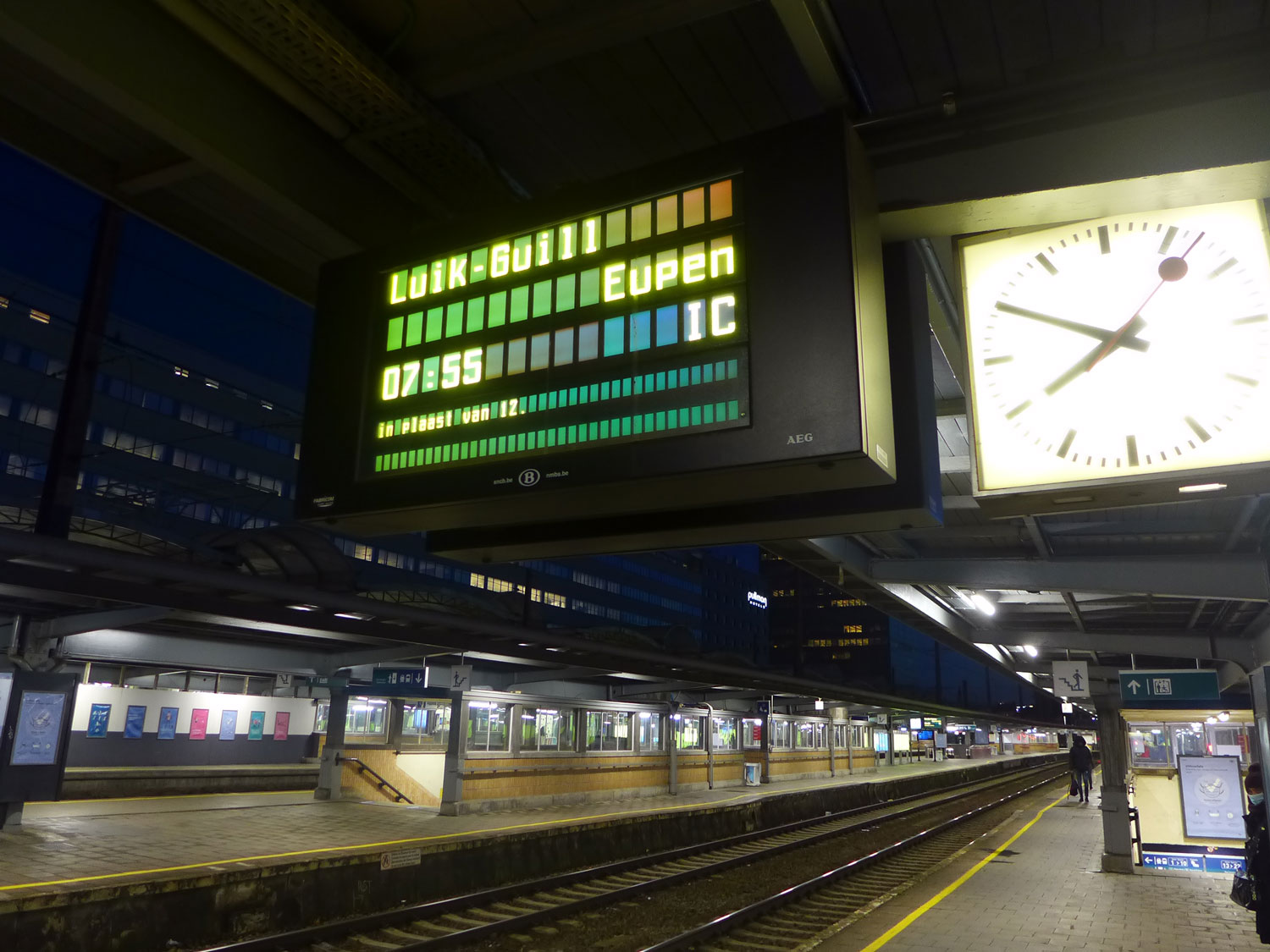 Le train pour Liège, Luik en flamand ou néerlandais, est annoncé © Globe Reporters