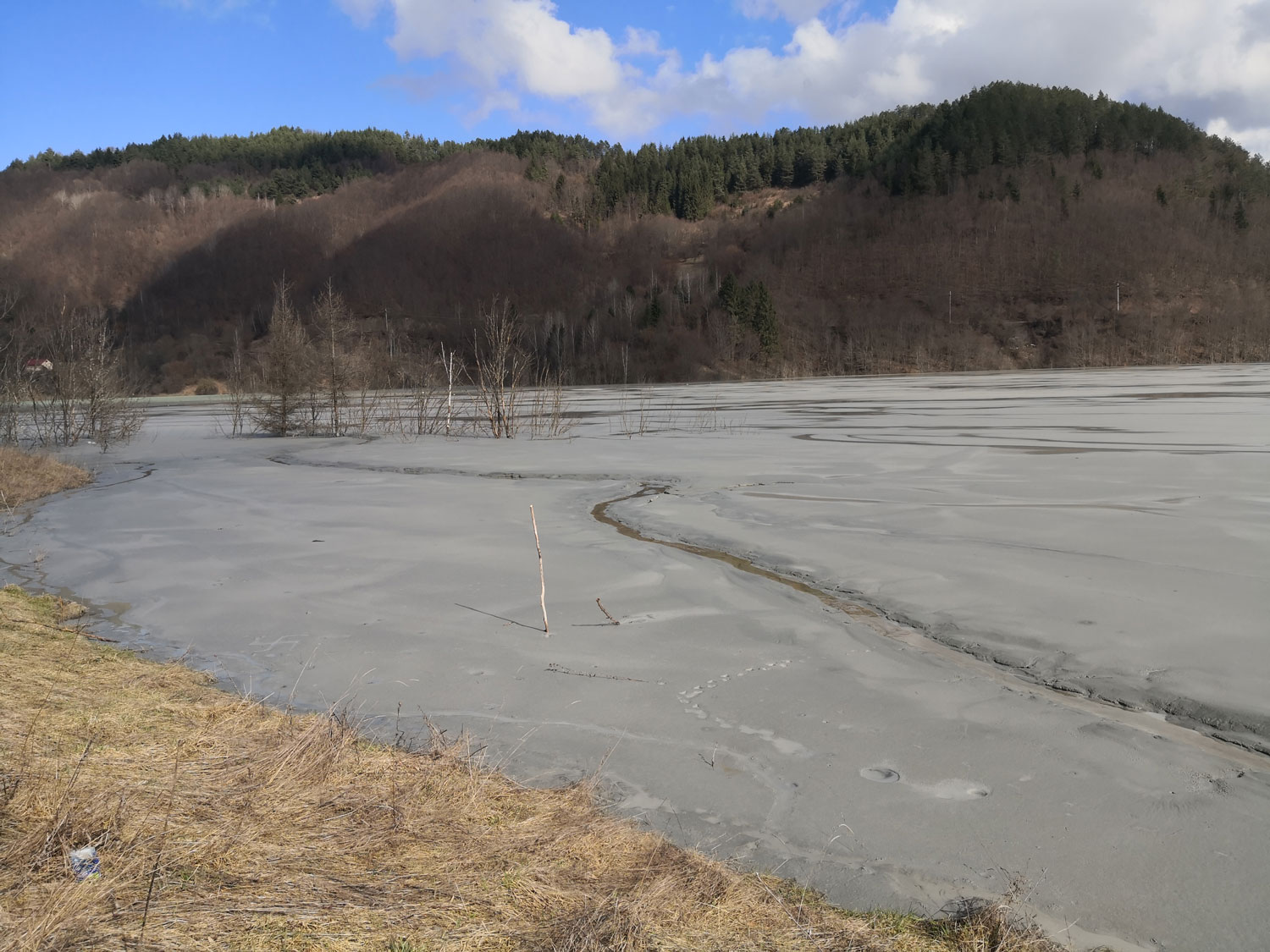 De près le « lac » a une autre allure © Globe Reporters