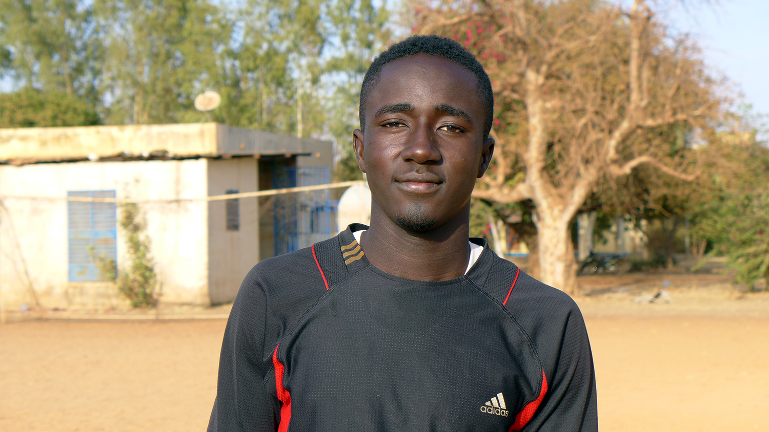 Franco aimerait bien jouer dans le club espagnol du Real Madrid ou le Club gabonais Manga Sport. 