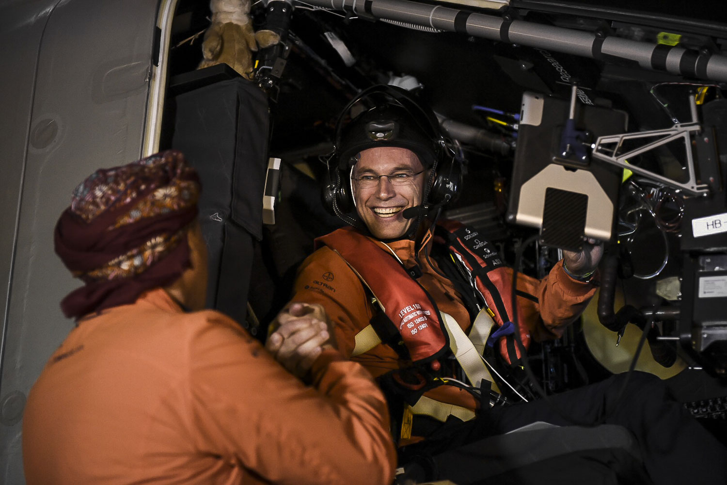 Bertrand PICCARD décolle de Mascate vers Ahmedabad en Inde © Solar Impulse