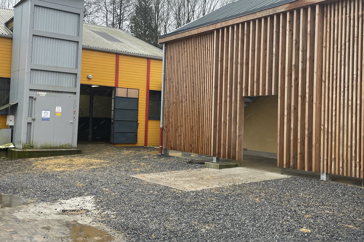 Un centre équestre se situe à côté de la nouvelle fromagerie © Globe Reporters 