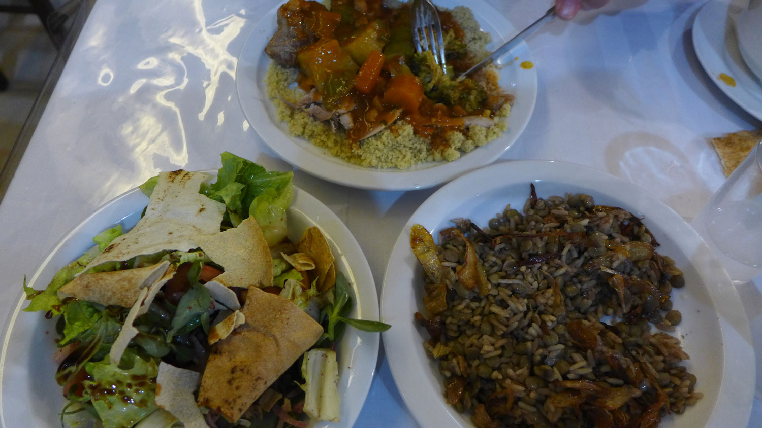 Coucous du Chef, salade Fatouche et Moudaidaia.