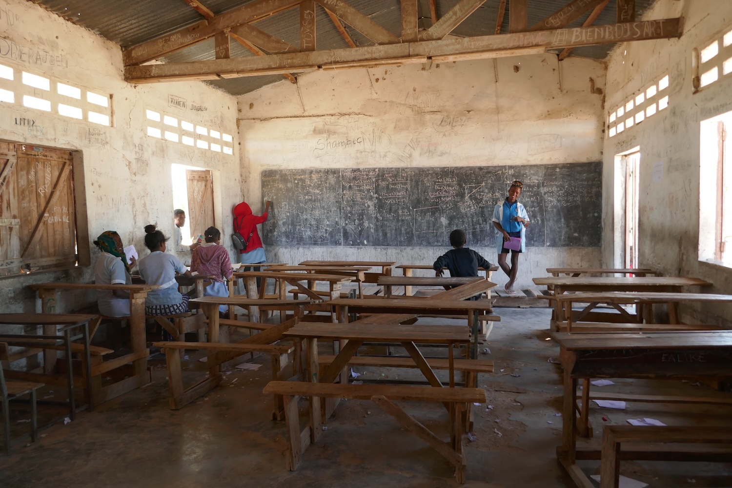 05 L’intérieure d’une classe de 3ème au collège public d’Itampolo © Globe Reporters