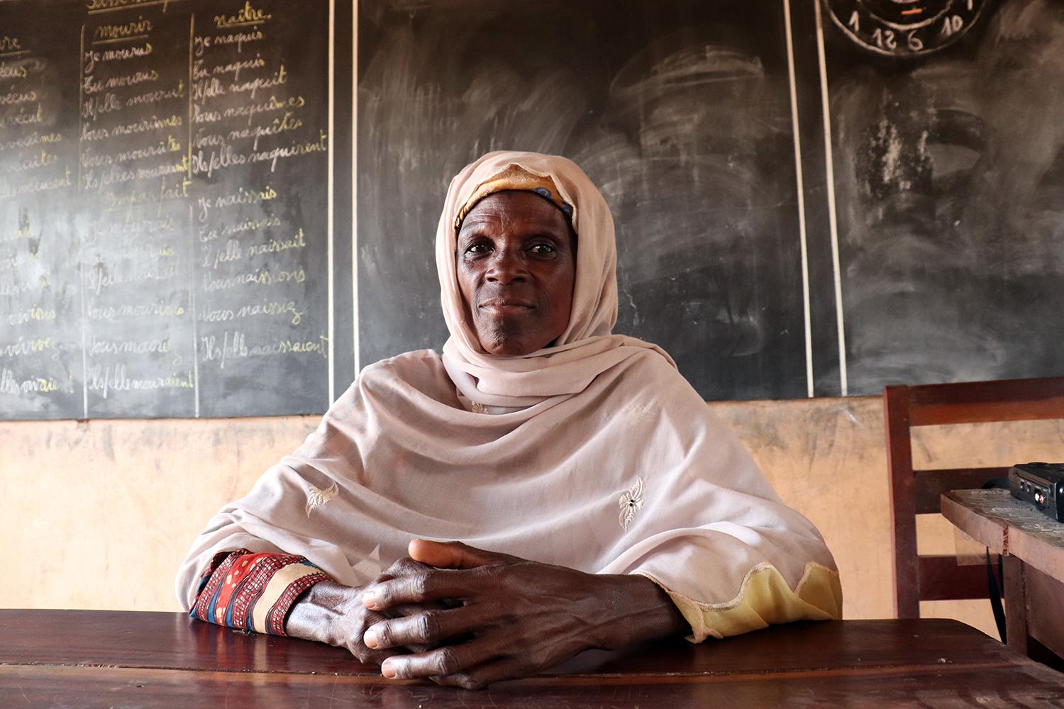 Pour Tchané ZENABOU, travailler la terre donne force et vitalité. 