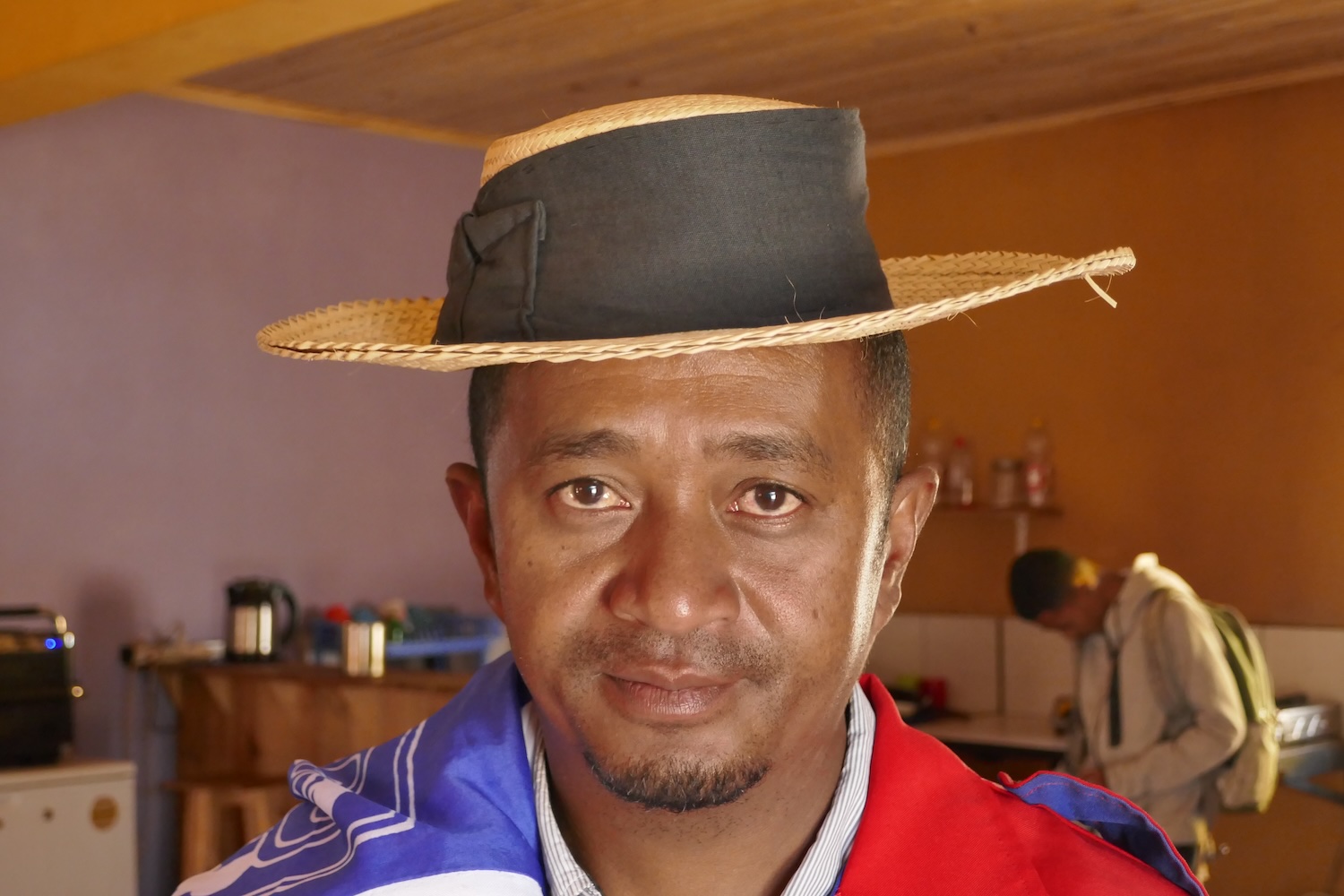 Portrait de Solofo, danseur, chorégraphe, acteur et directeur artistique de l’association Zara Aina © Globe Reporters