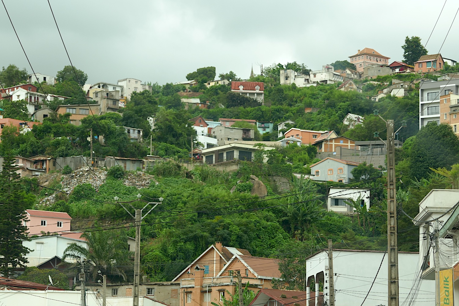 Des rues d’Antananarivo, capitale de Madagascar © Globe Reporters