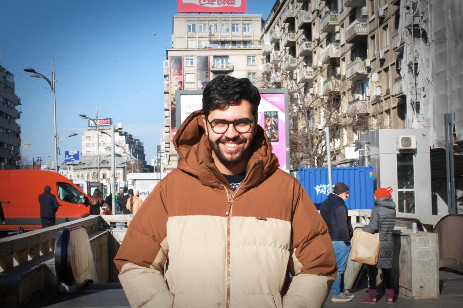 Rafiq KERFATI sur le boulevard Magheru. © Globe Reporters