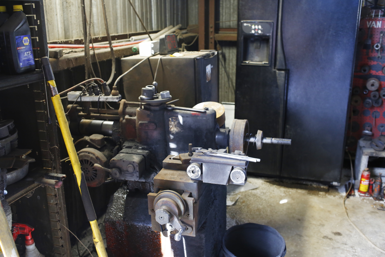 Machine pour réparer les freins © Globe Reporters 