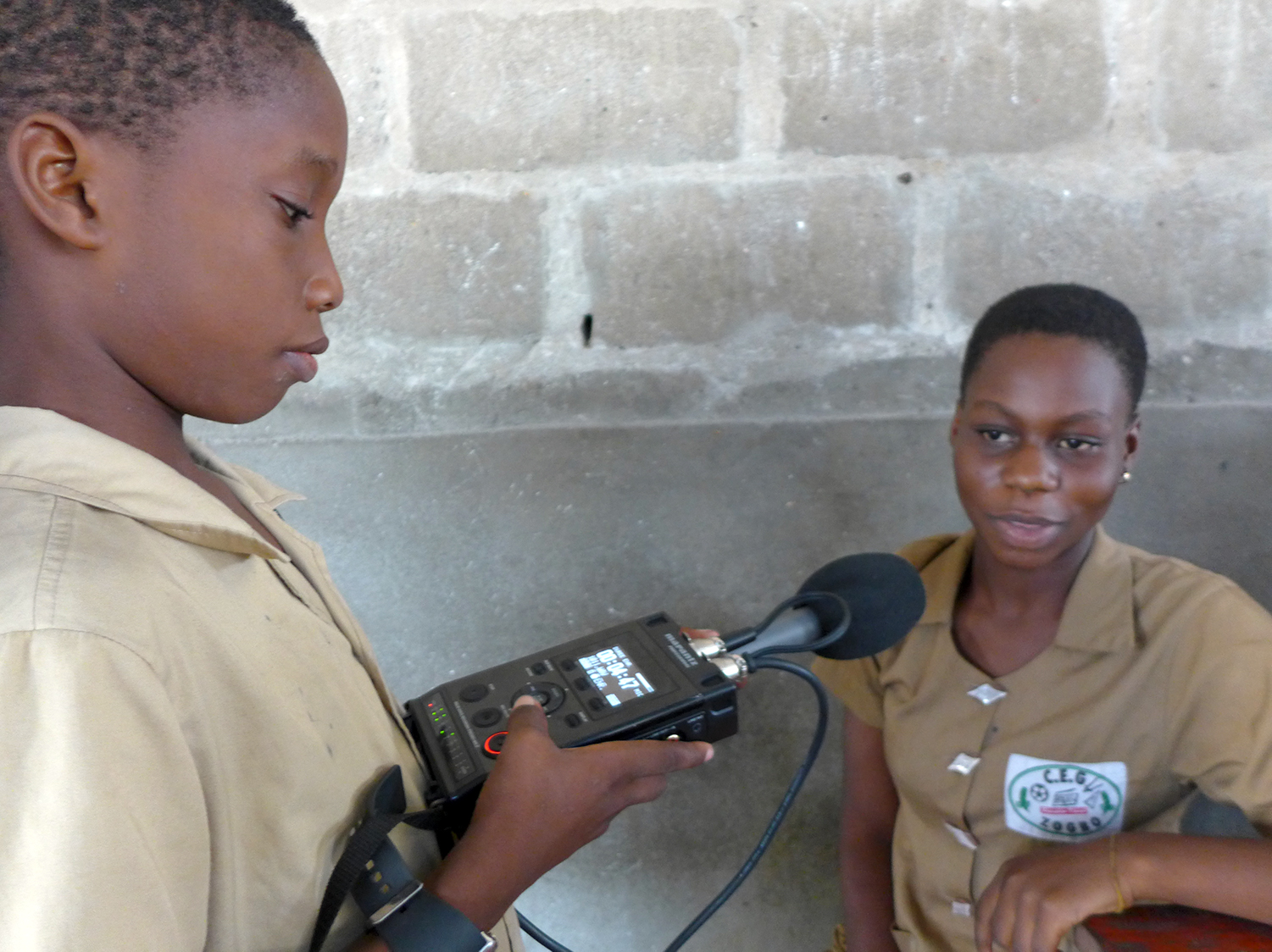 C’est au tour de Félicité TESSU de raconter comment se passe sa journée au collège. 