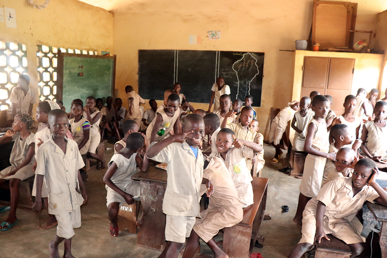 Les élèves de CM1 à l’école primaire de Honvié, à Porto Novo. 