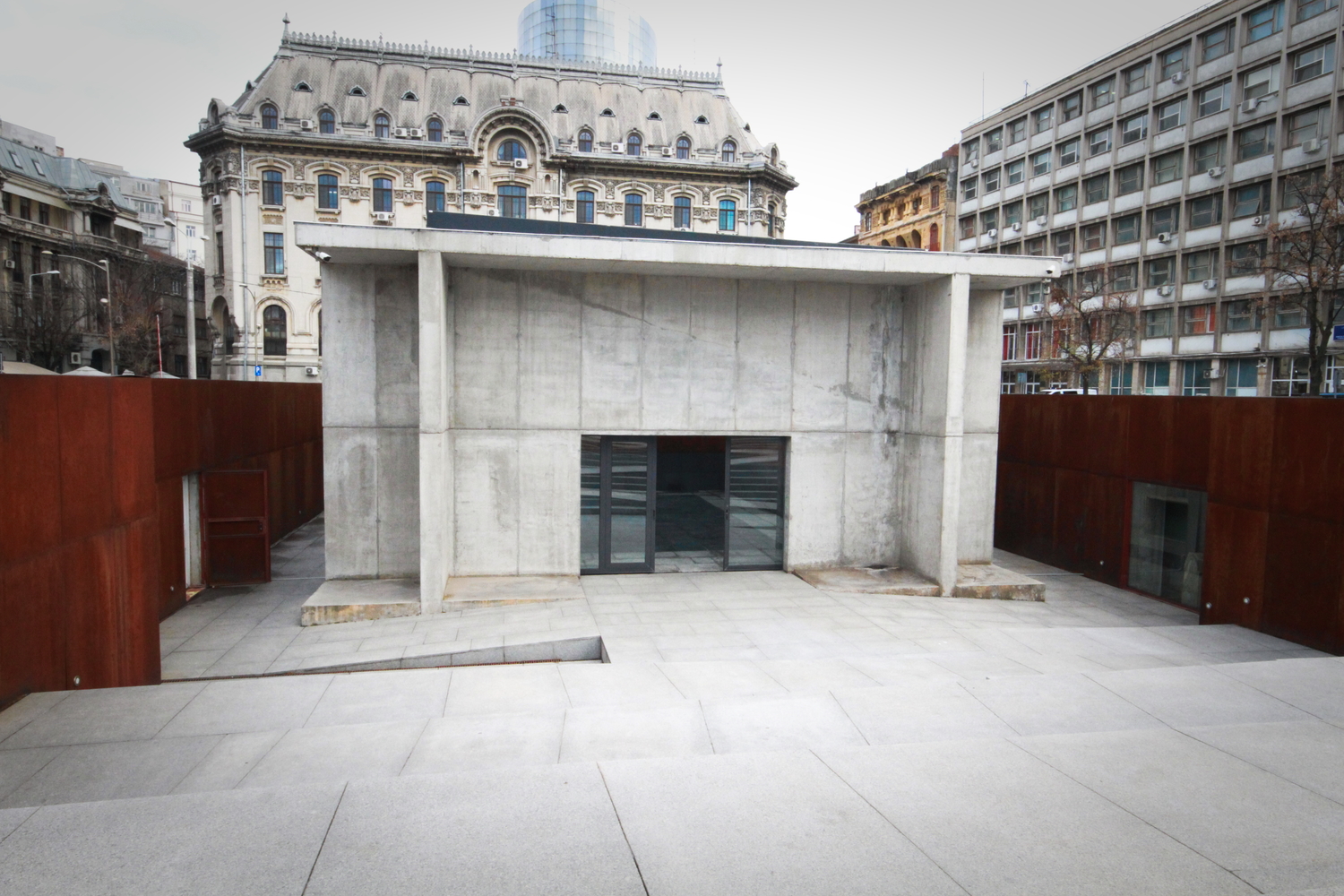 L’extérieur du Mémorial de l’Holocauste à Bucarest.© Globe Reporters