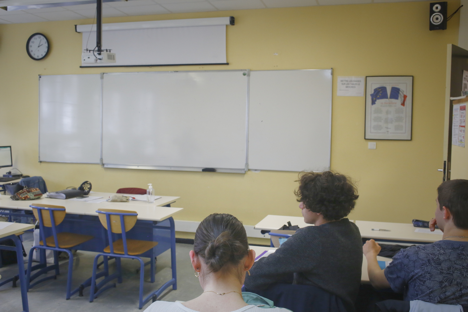 La salle de classe de 1ère option HGGSP. Les élèves changent de salle de classe en fonction des cours © Globe Reporters