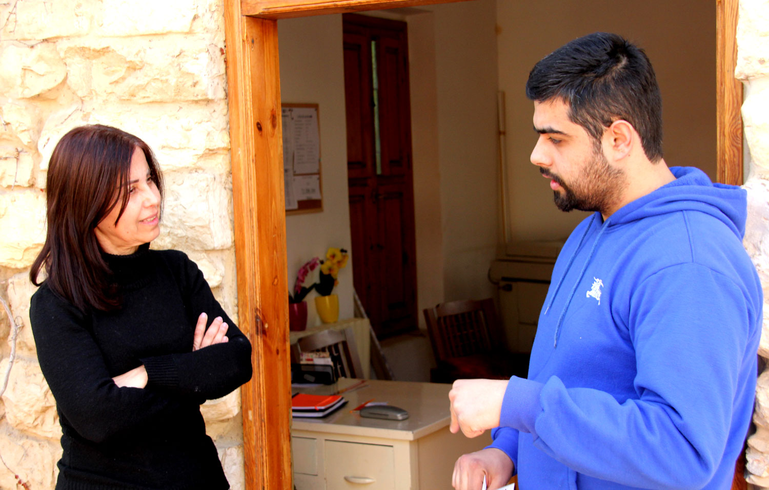 Romy Dargham avec le professeur de mathématiques.