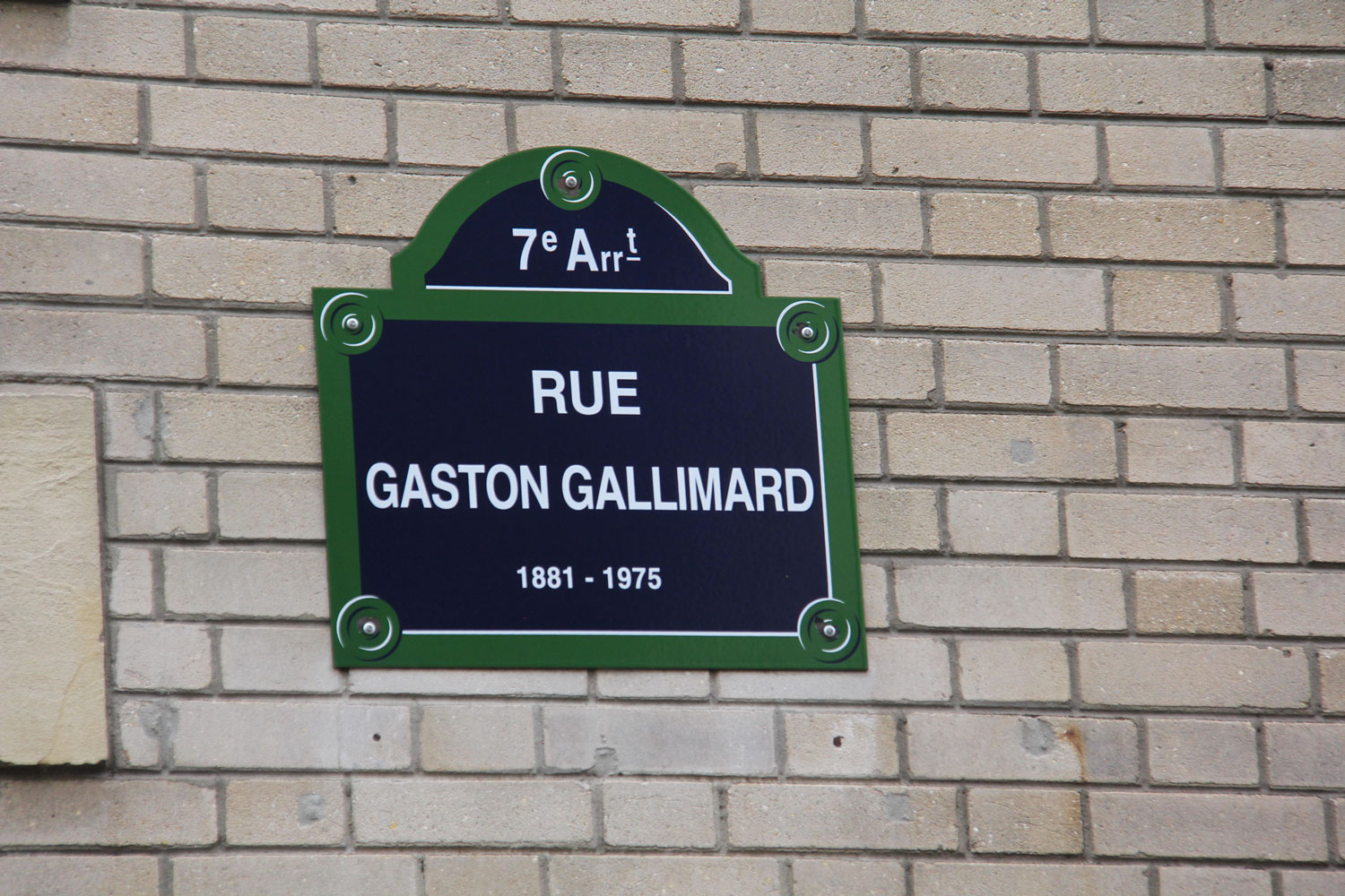 La rue Gallimard, dans le 7ème arrondissement, est proche de Saint-Germain-des-Prés © Globe Reporters