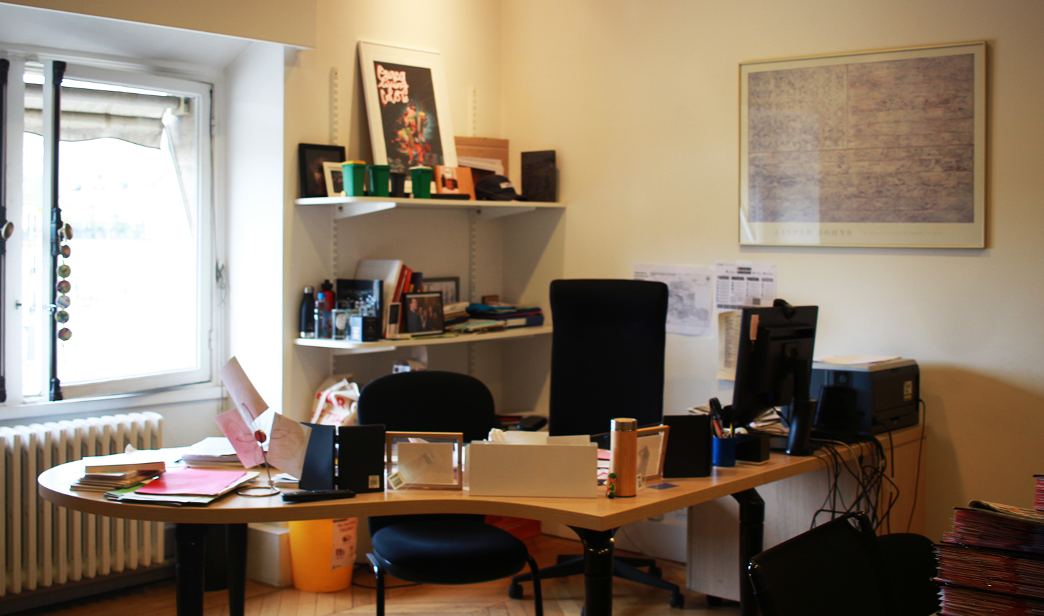 Le bureau de Colombe BROSSEL © Globe Reporters