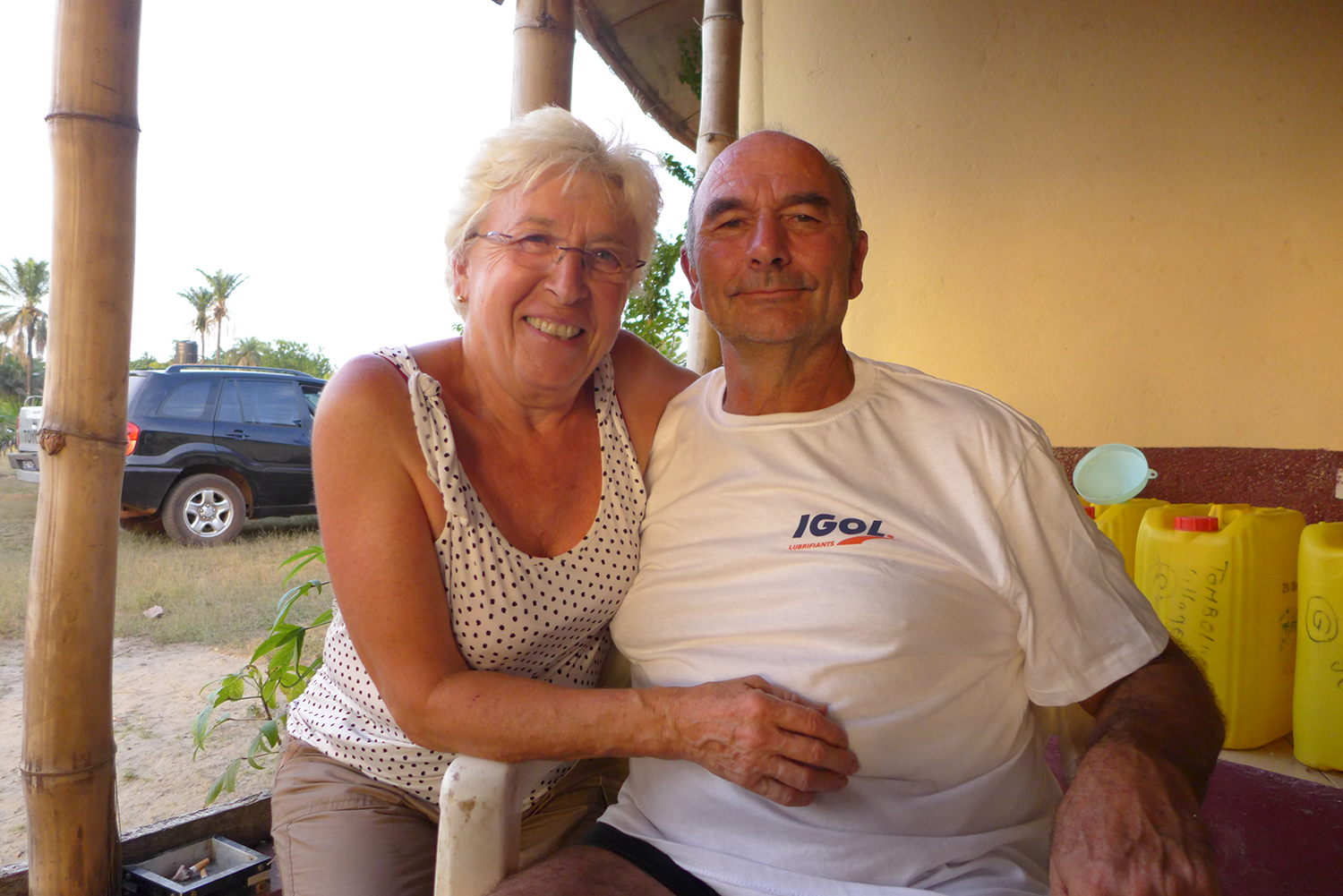 Joëlle et Jean-Yves, animateurs du gîte Tomboliya Village.