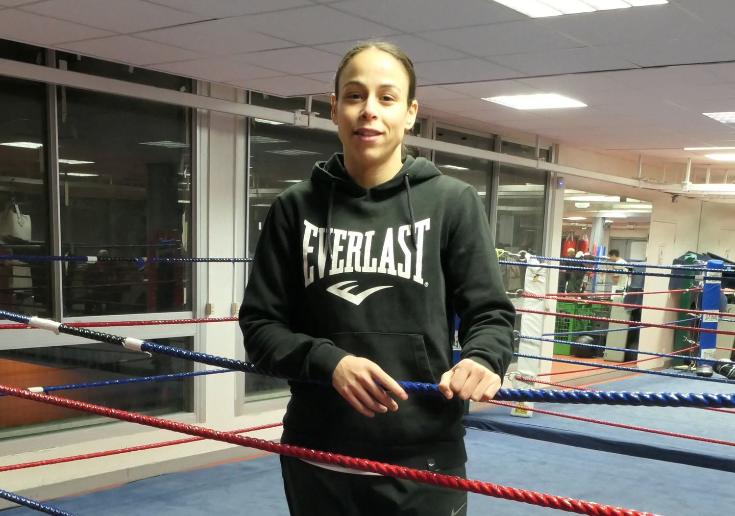 Amina ZIDANI est six fois championne de France en boxe anglaise © Globe Reporters