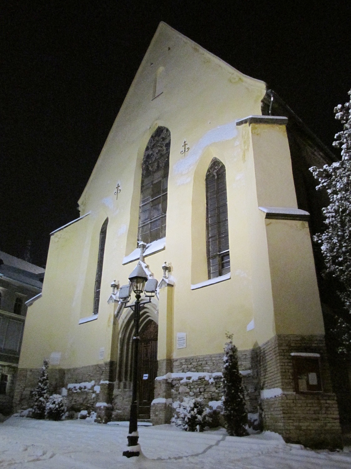 L’église du monastère, dans l’enceinte de la citadelle.