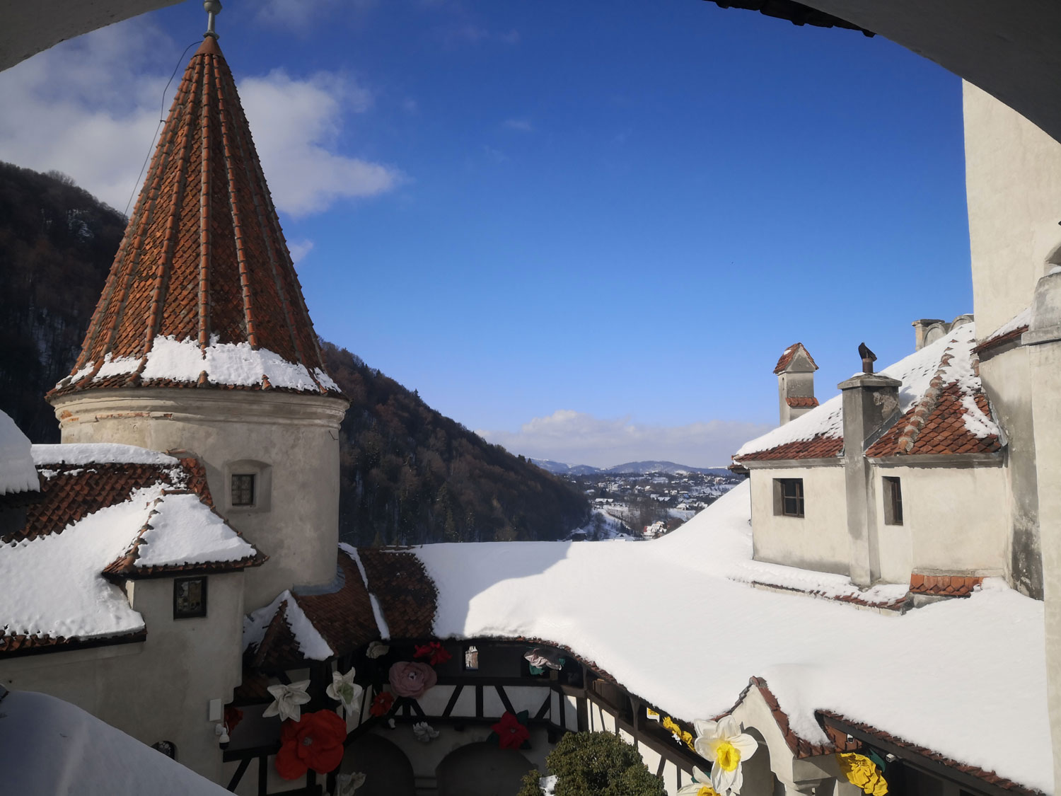 Vue de l’intérieur du château © Globe Reporters