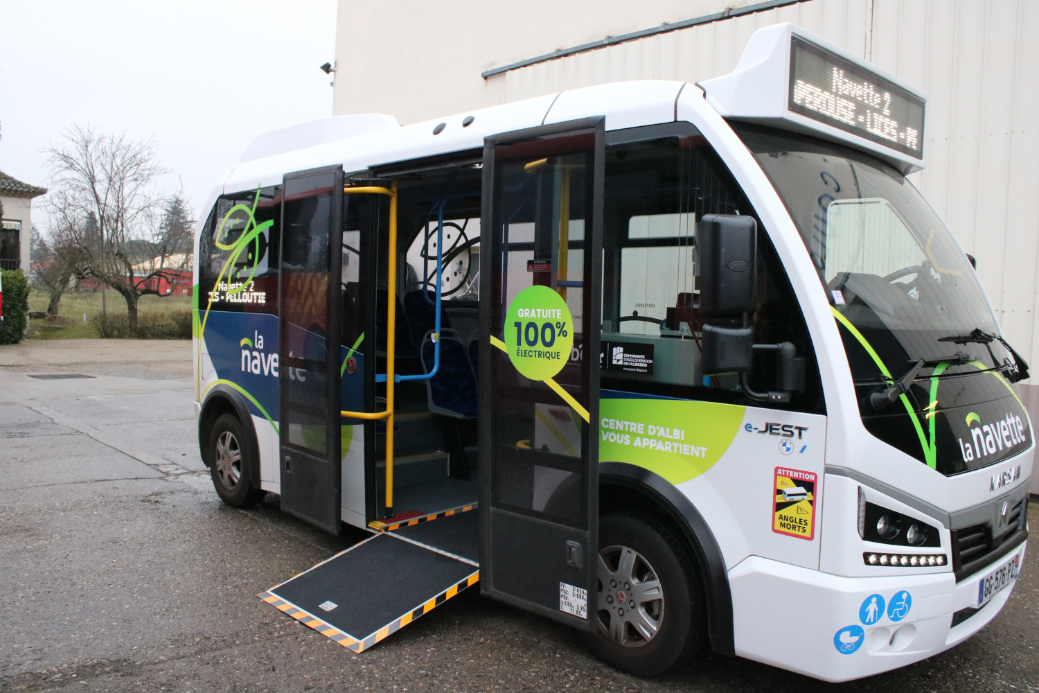 Les deux navettes sont accessibles aux personnes à mobilité réduite © Anouk PASSELAC / Globe Reporters