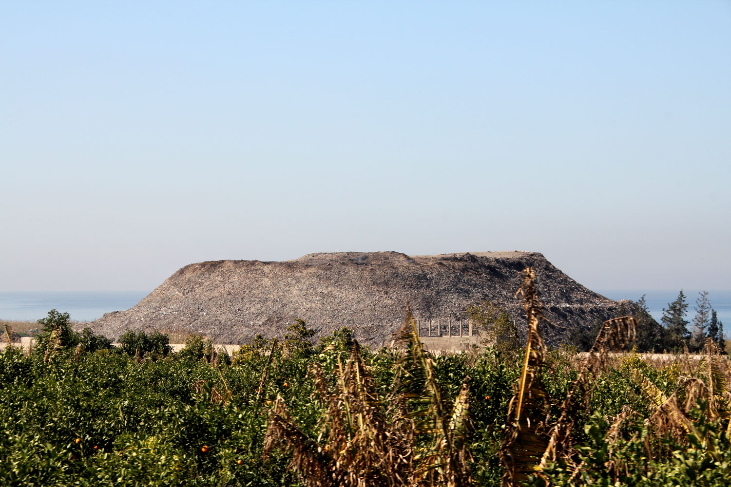 14.Décharge à ciel ouvert entre les villes de Saïda et Tyr.