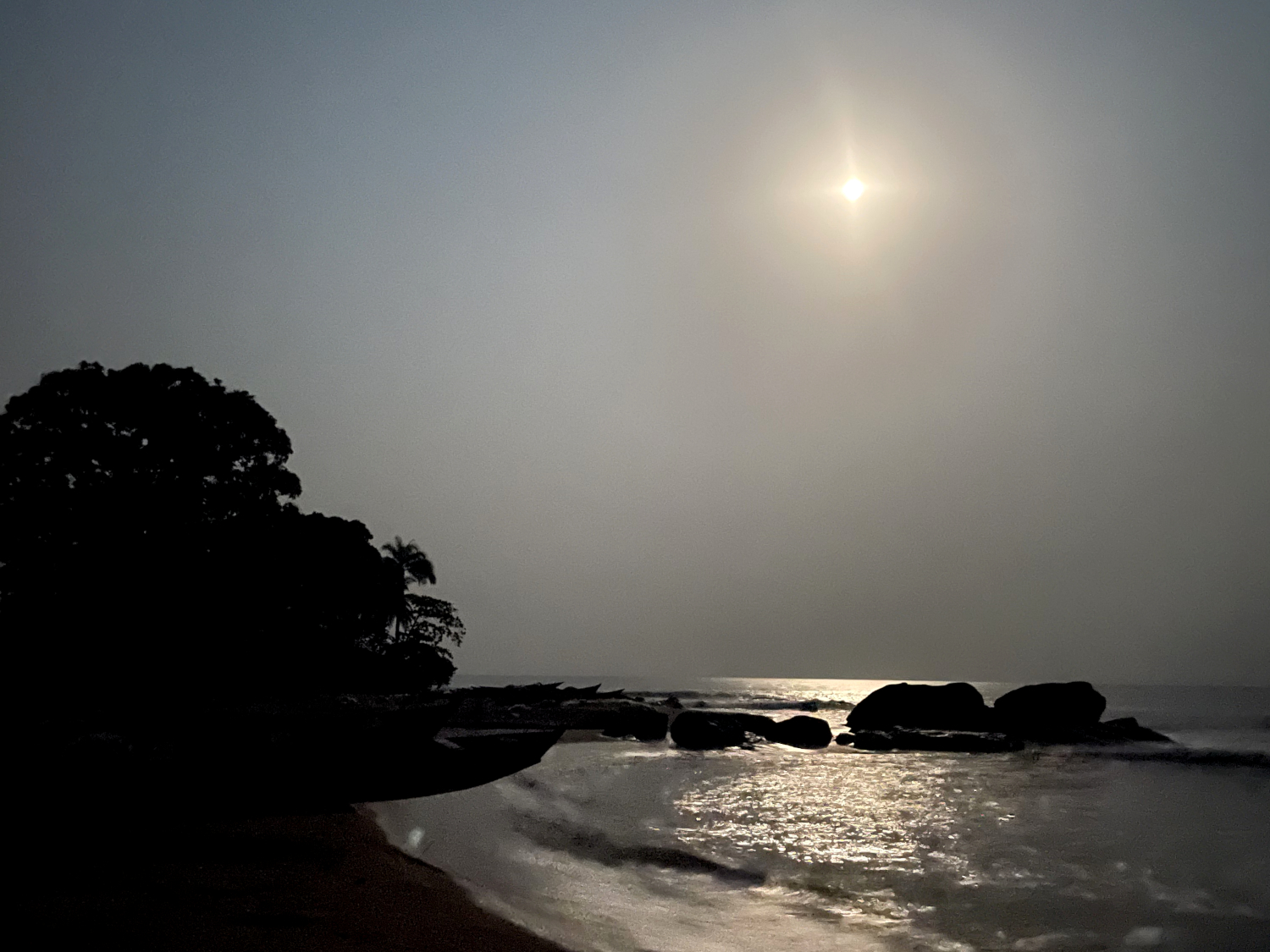 Lune presque pleine avant de partir à la pêche