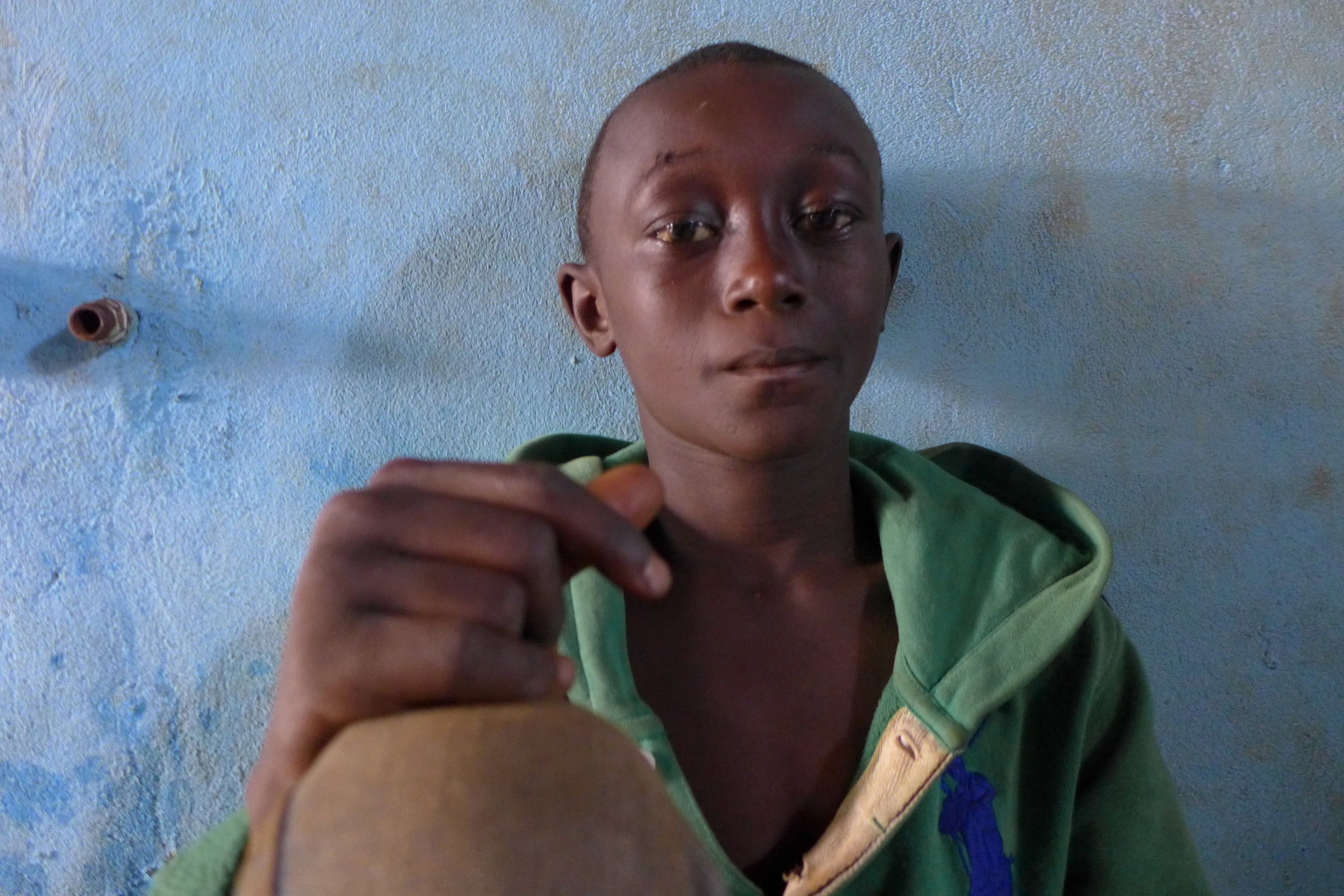 Djibril, 10 ans, enfant des rues accueilli au foyer de l’espoir.