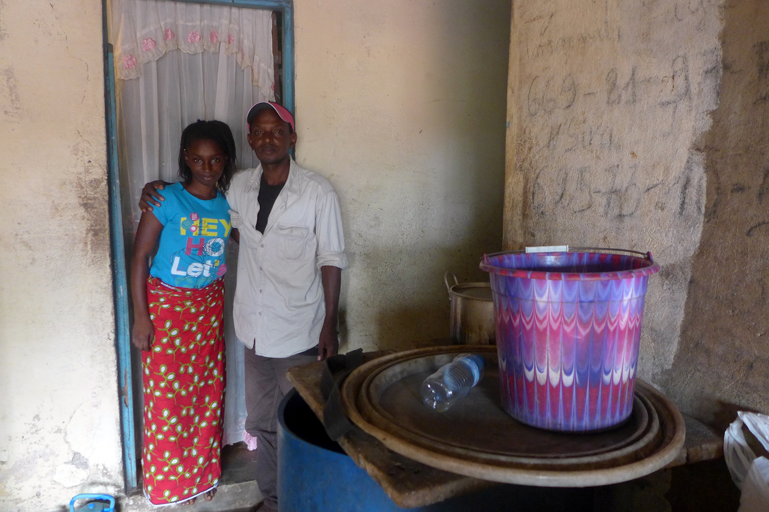 Alpha Oumar Bah et sa fille Mariama.