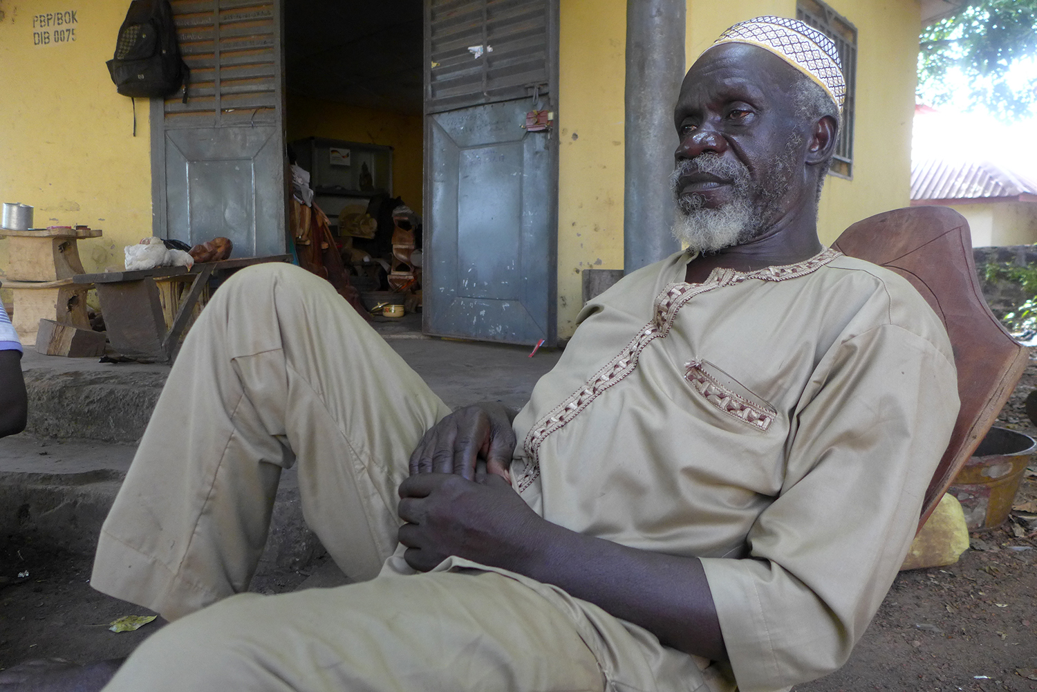 Mamadou Bailo TRAORÉ, conservateur à la retraite du musée du fortin de Boké.