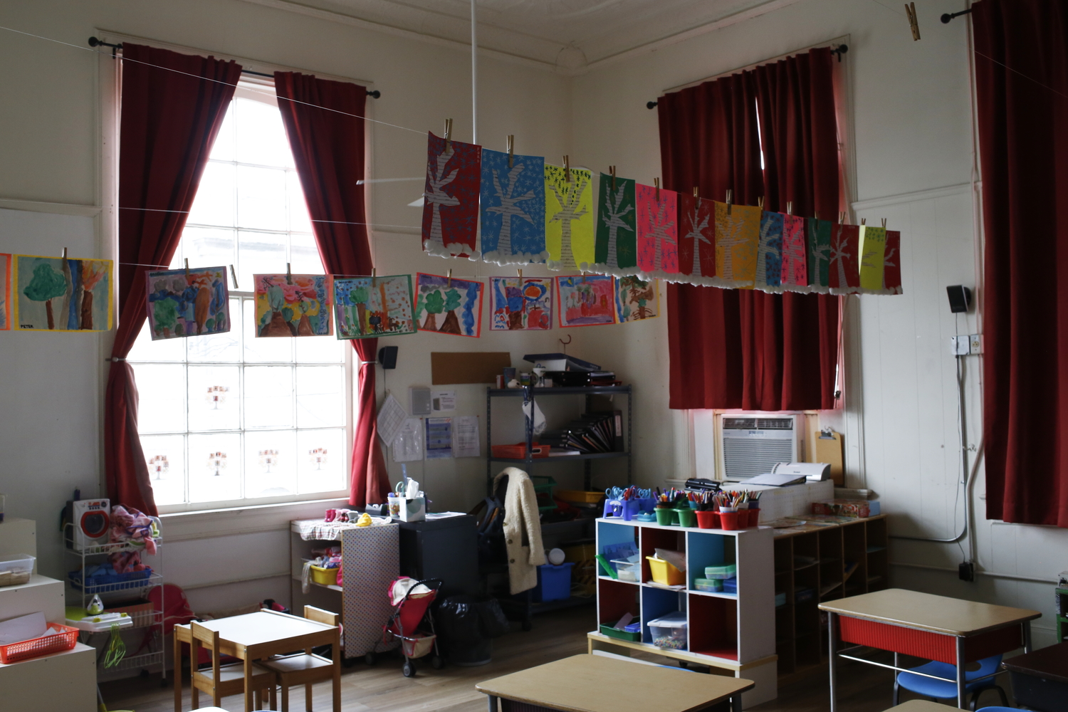 Salle de classe de l’école maternelle © Globe Reporters